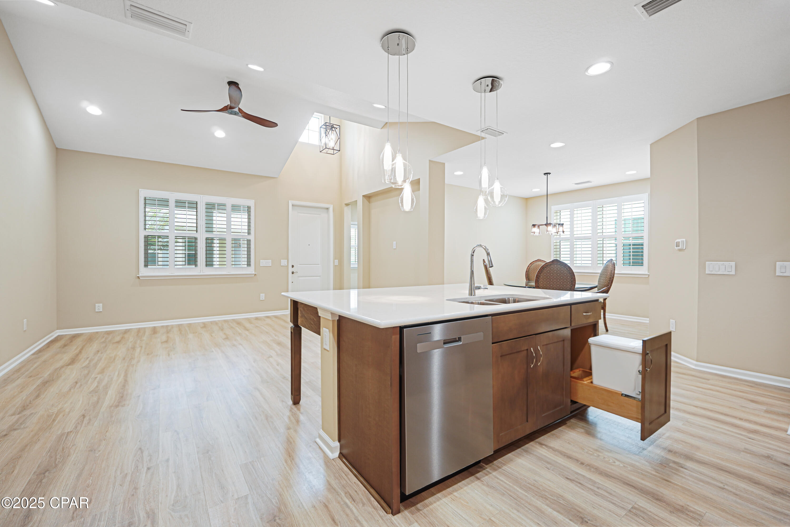 Image 7 For 8674 Tropics Avenue