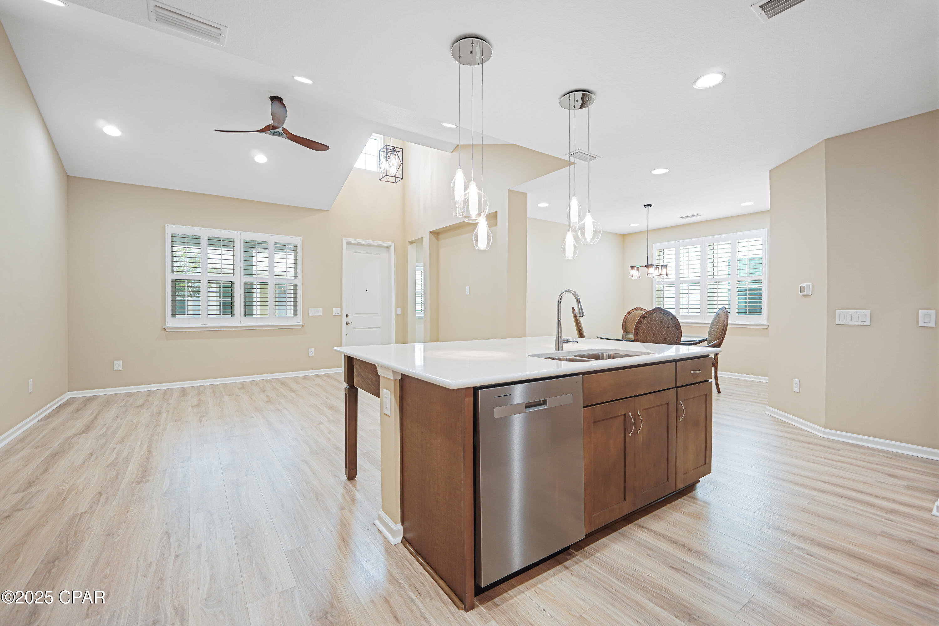 Image 8 For 8674 Tropics Avenue