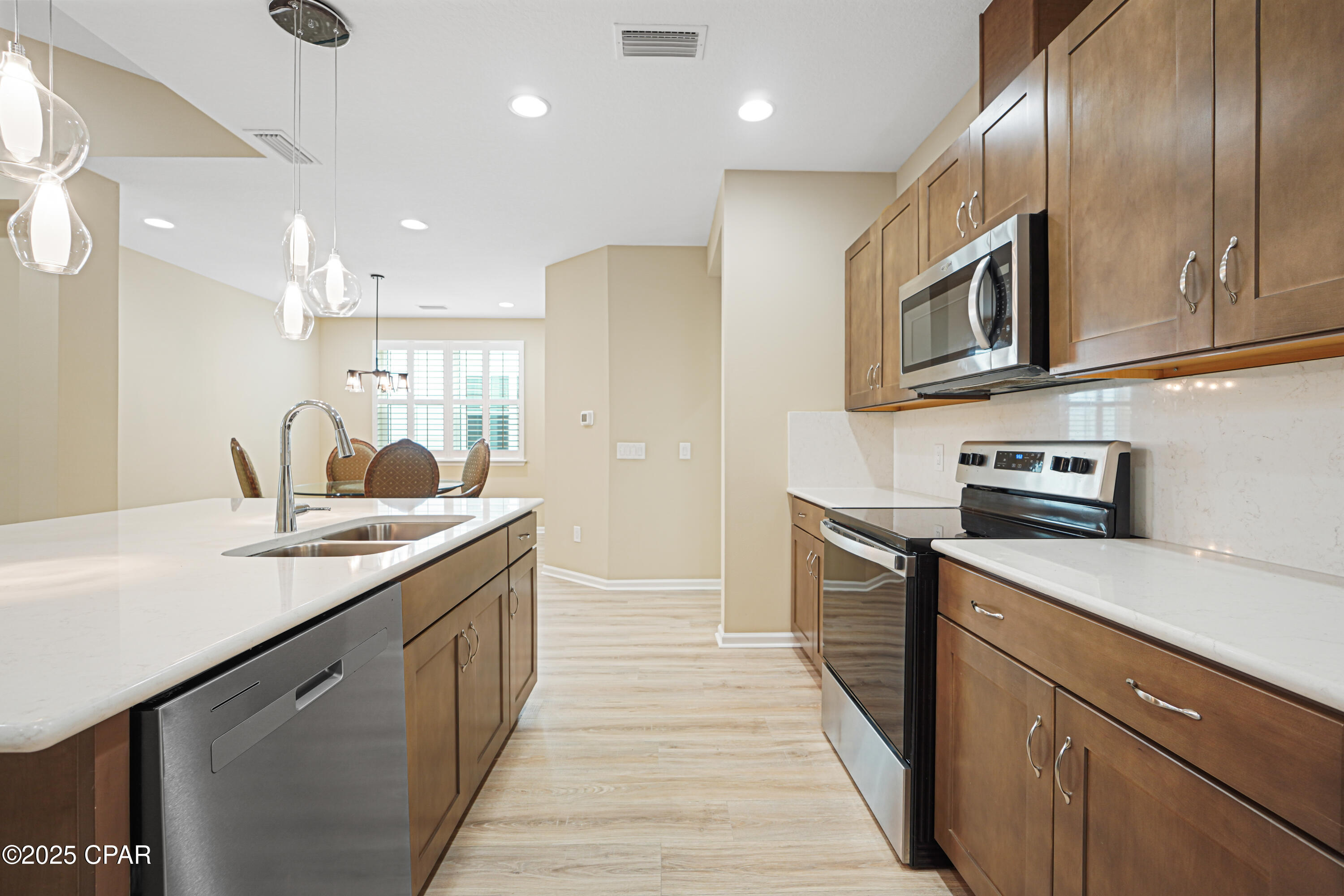 Image 9 For 8674 Tropics Avenue