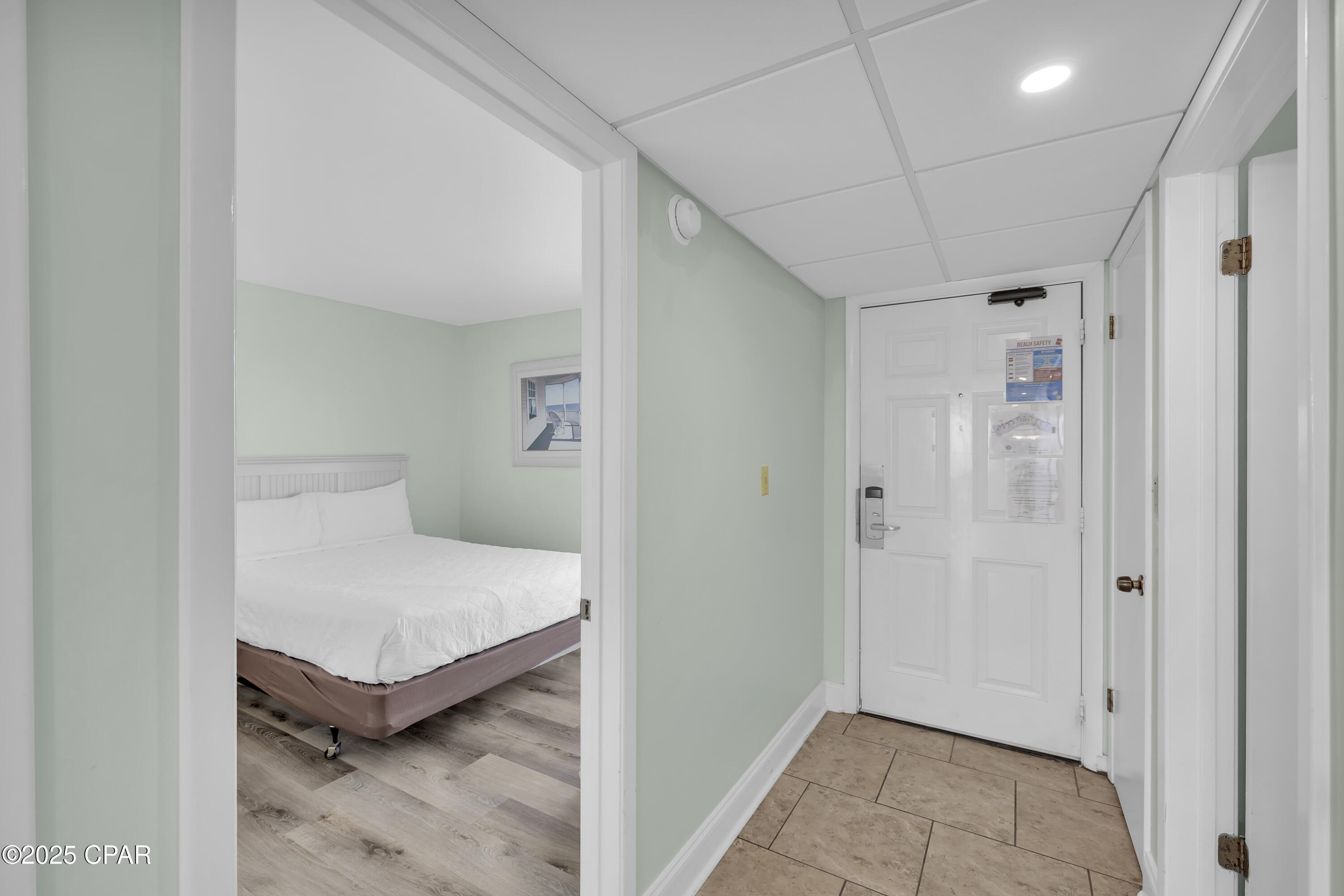 Image 3 For 11347 Front Beach Road 910-3