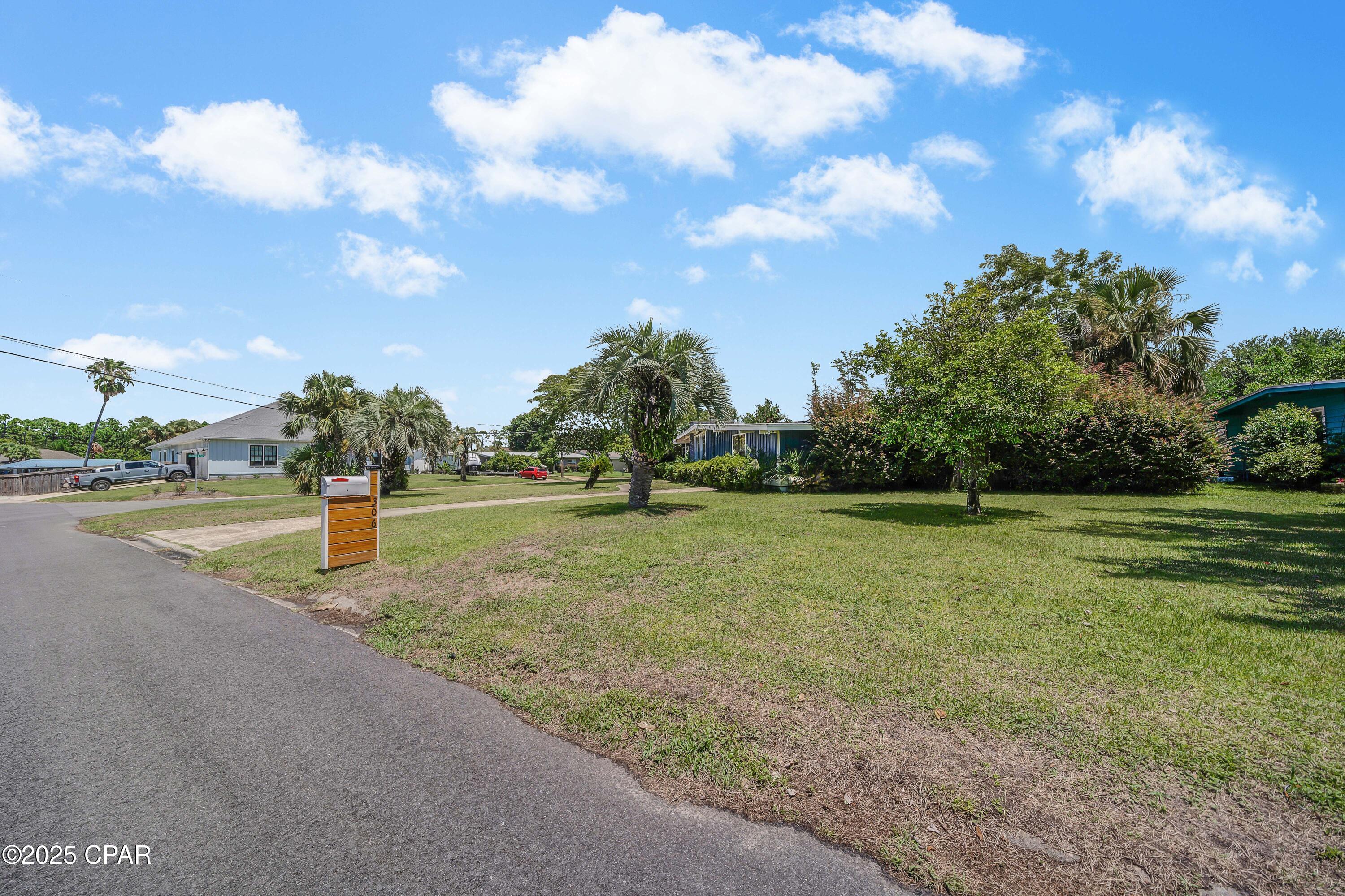 Image 30 For 306 Carolyn Avenue