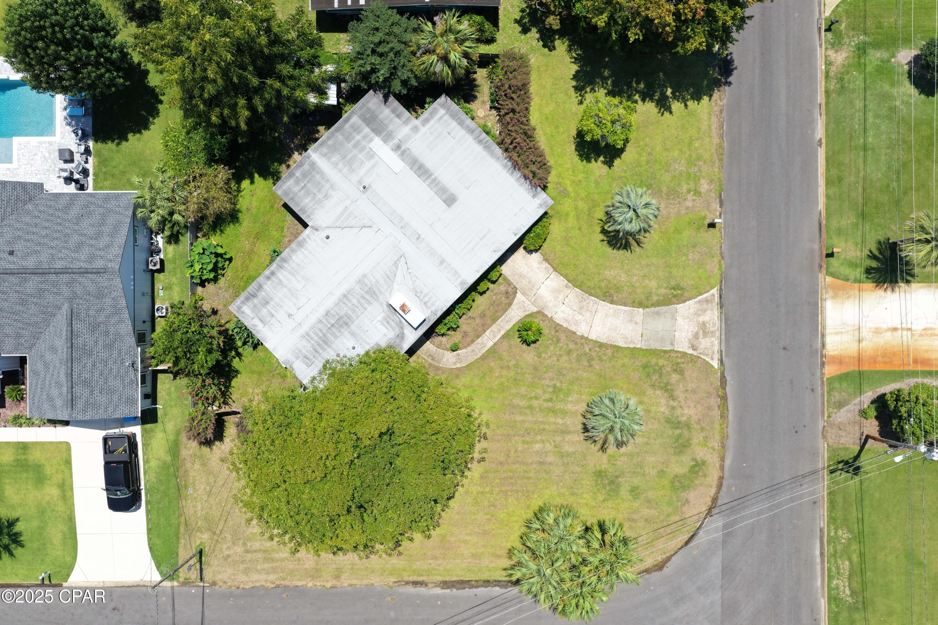 Image 47 For 306 Carolyn Avenue