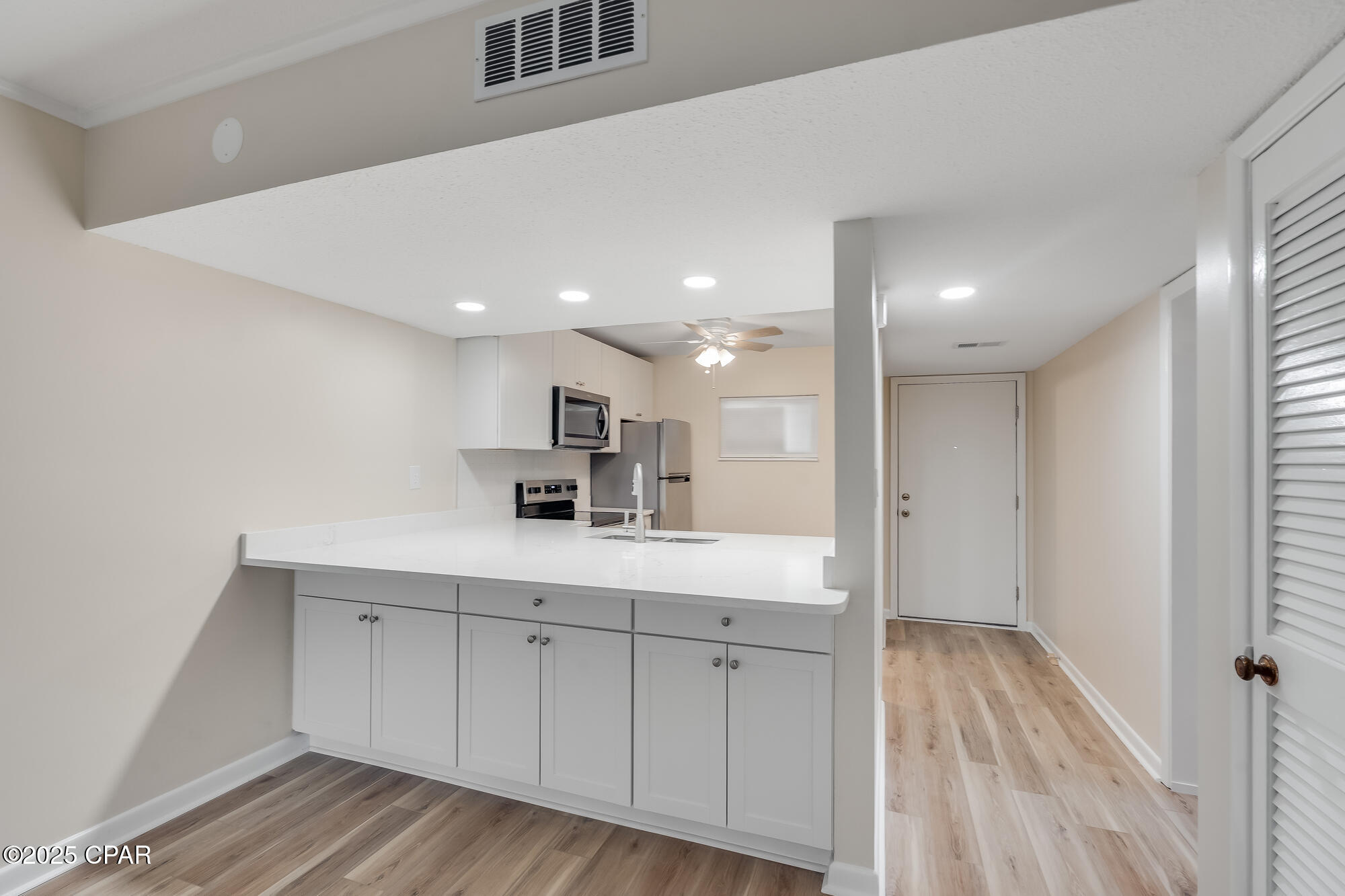 Image 15 For 112 Fairway Boulevard 101