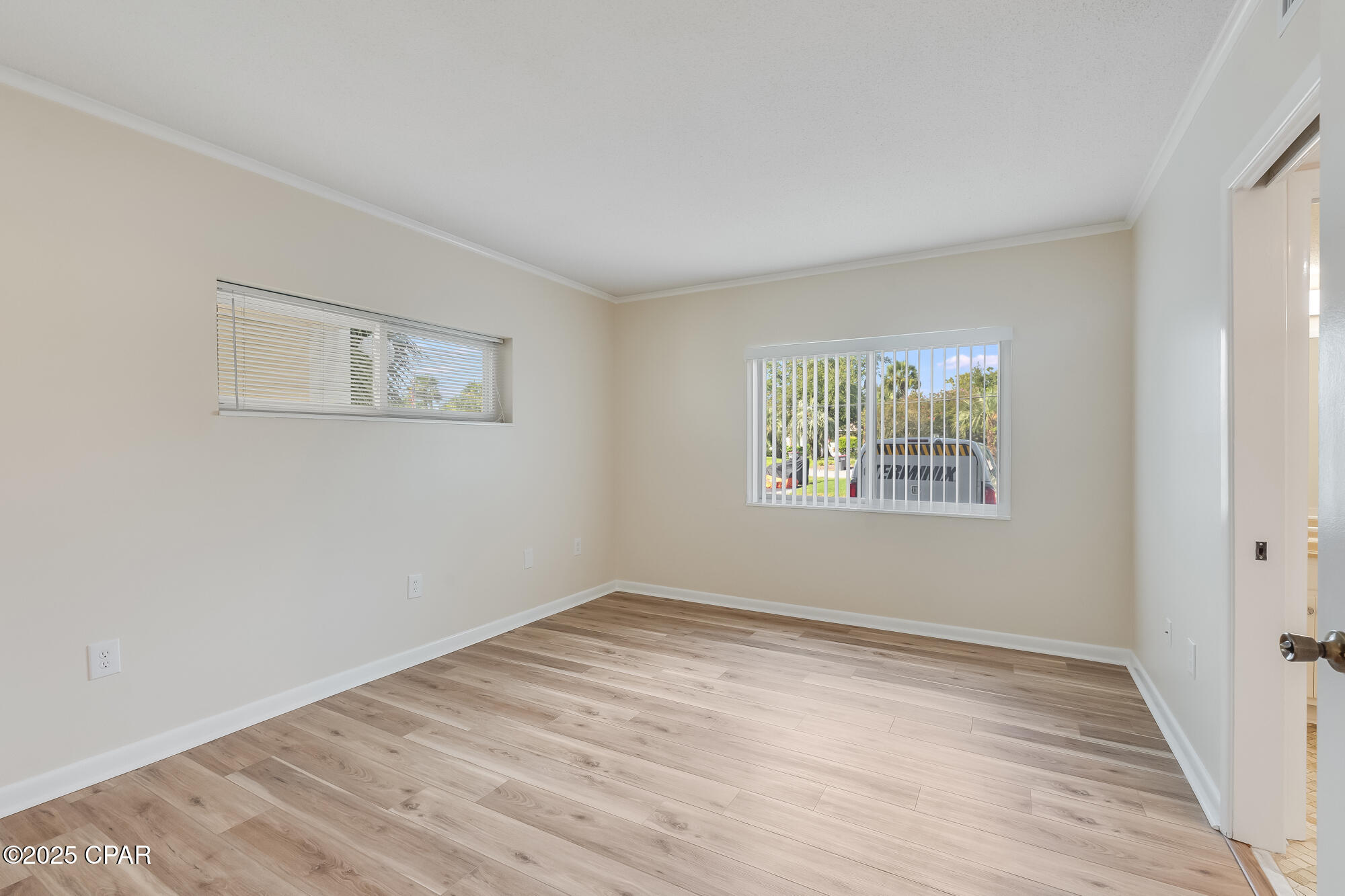 Image 18 For 112 Fairway Boulevard 101