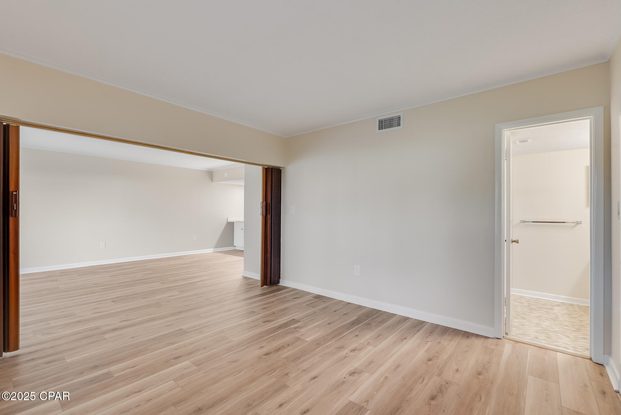 Image 21 For 112 Fairway Boulevard 101