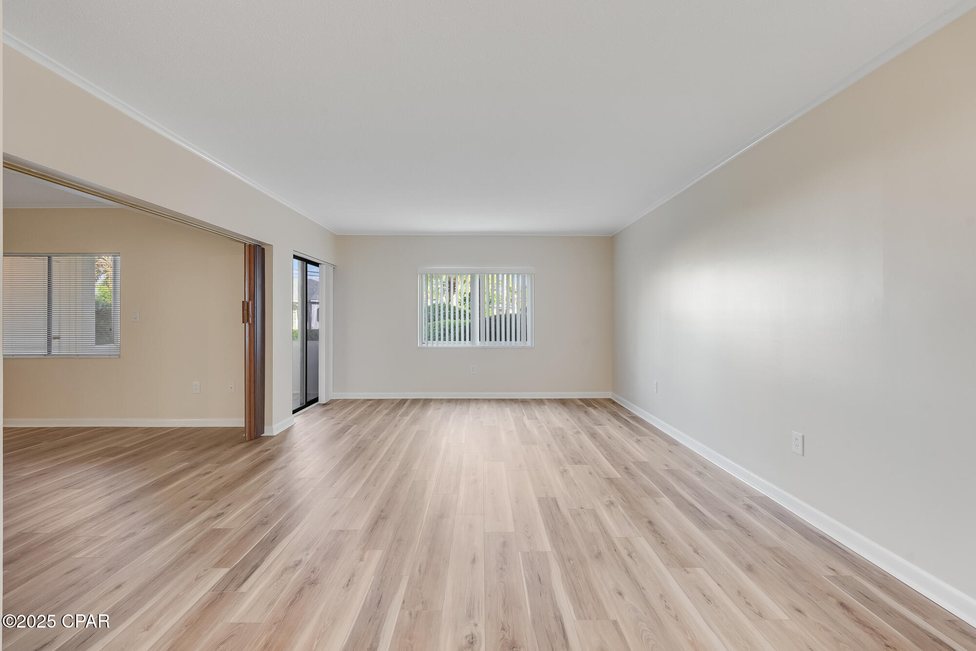 Image 8 For 112 Fairway Boulevard 101