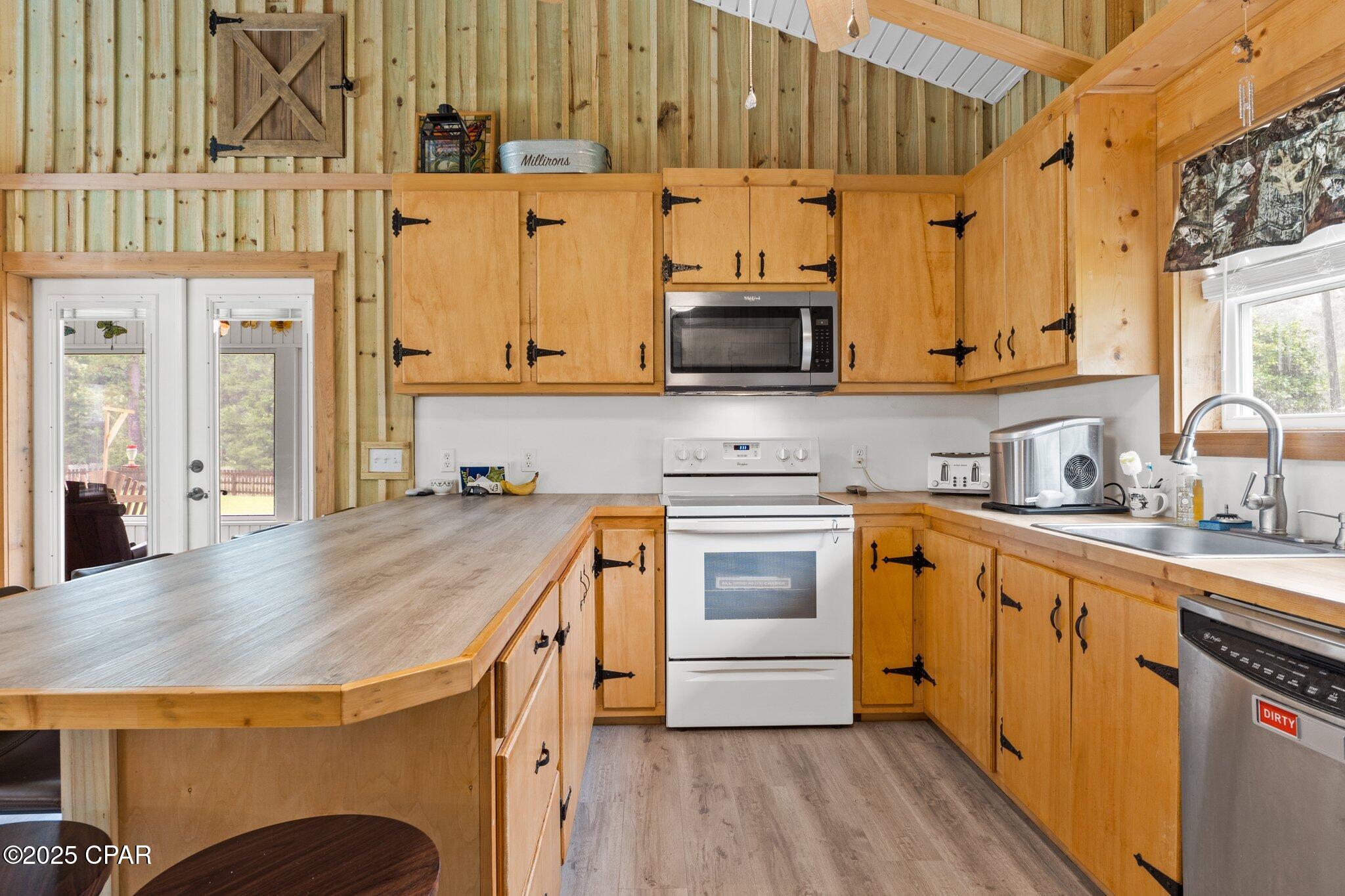 Image 14 For 674 Bryant Landing Road