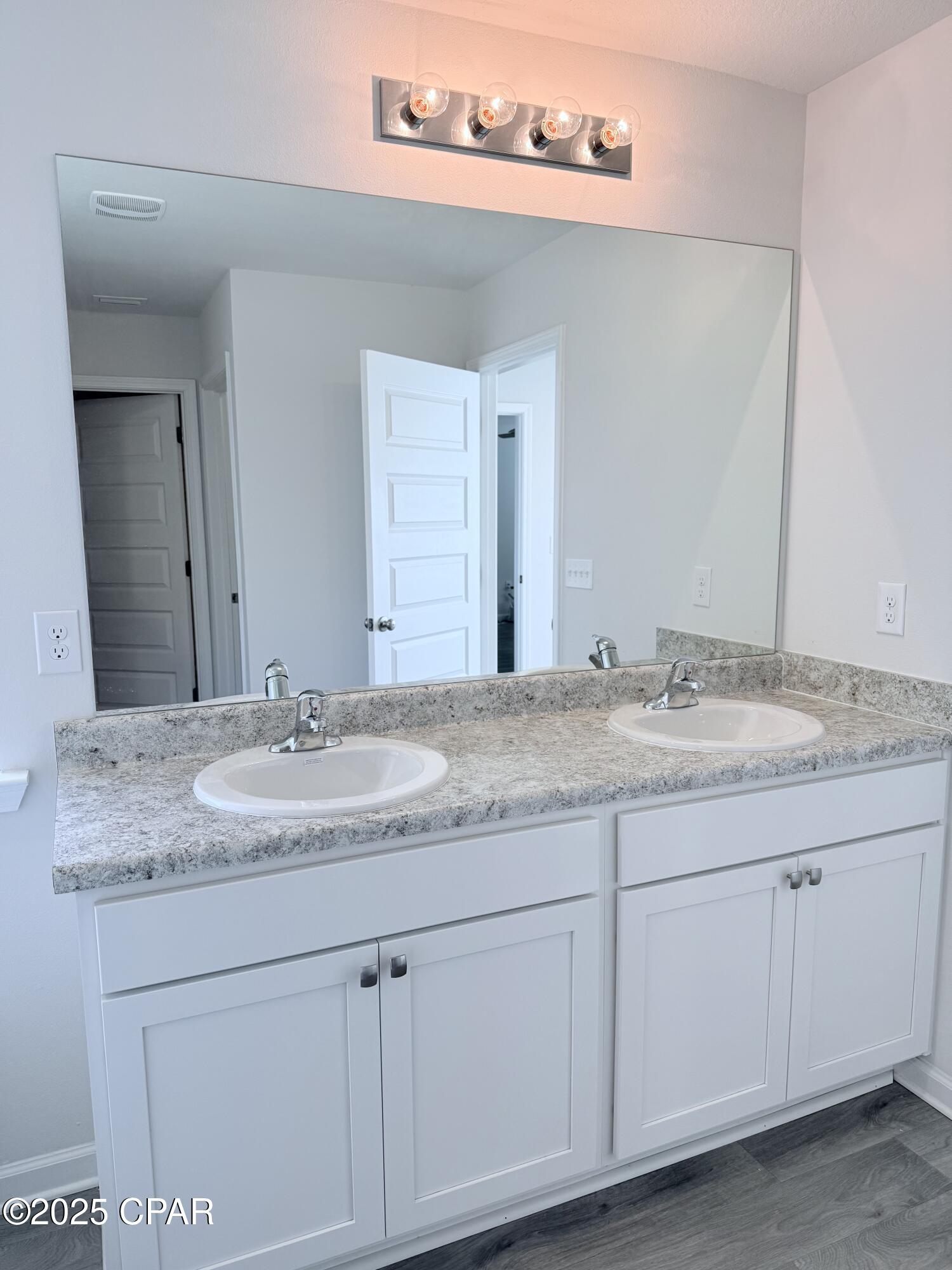 Image 14 For 362 Highbrook Road