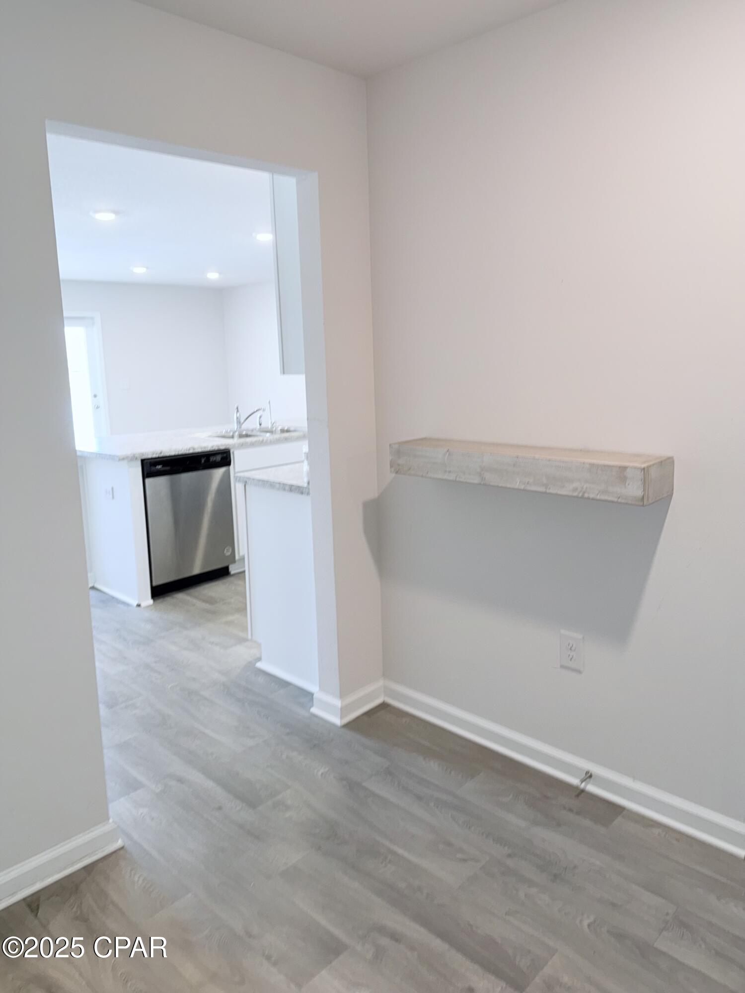 Image 21 For 362 Highbrook Road