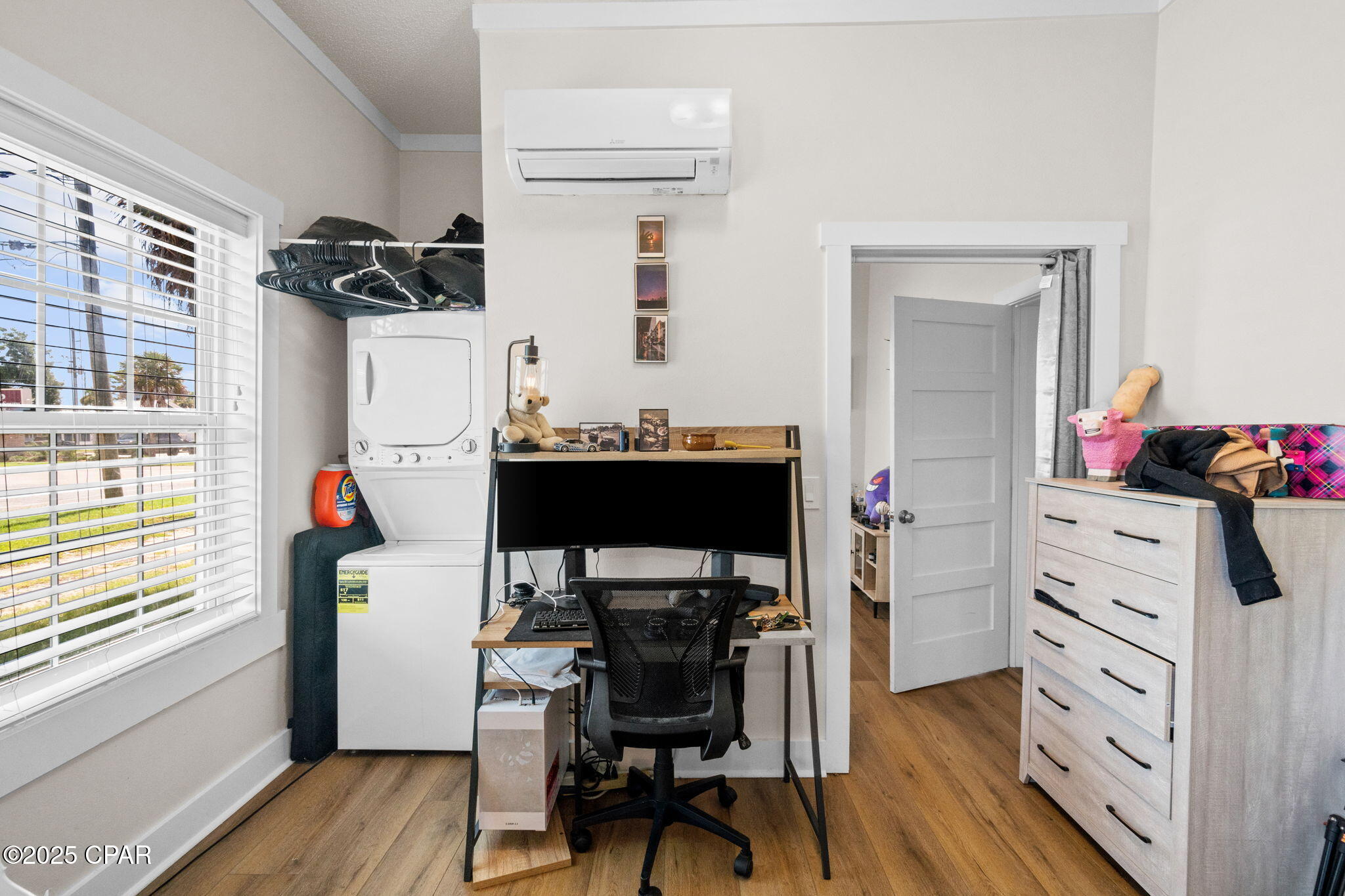 Listing photo id 18 for 59 Ave D  