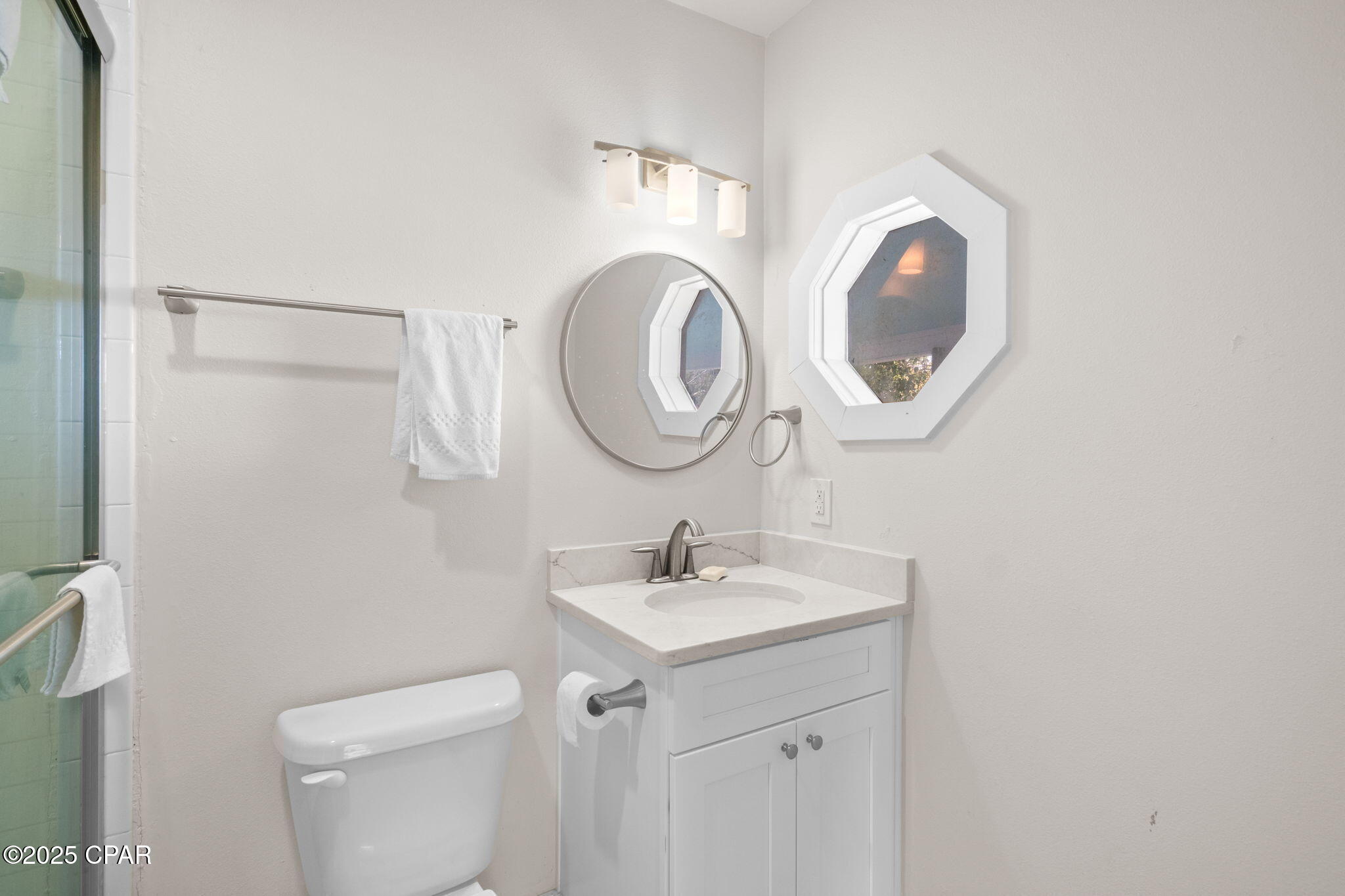 Listing photo id 39 for 59 Ave D  