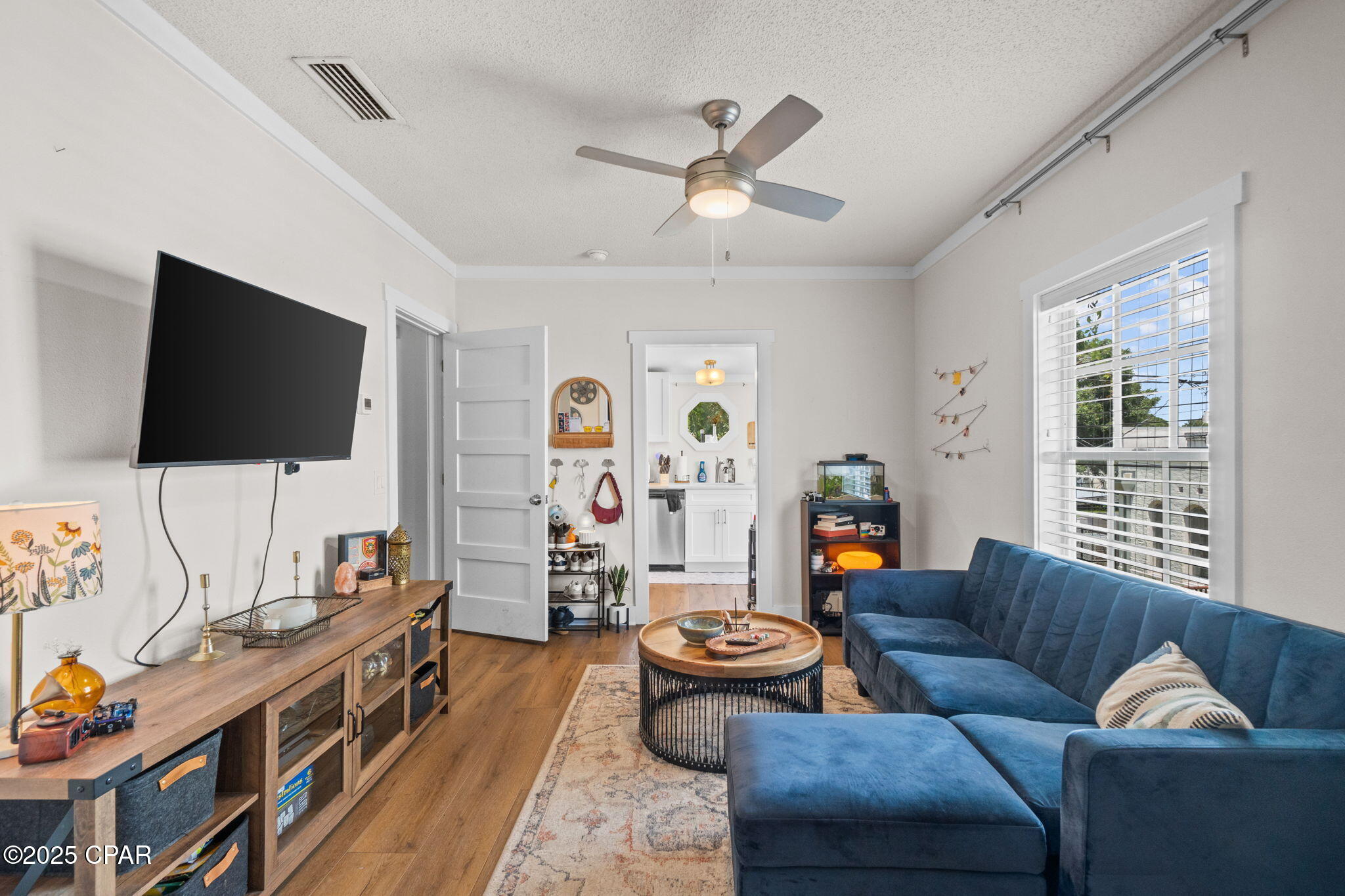 Listing photo id 45 for 59 Ave D  