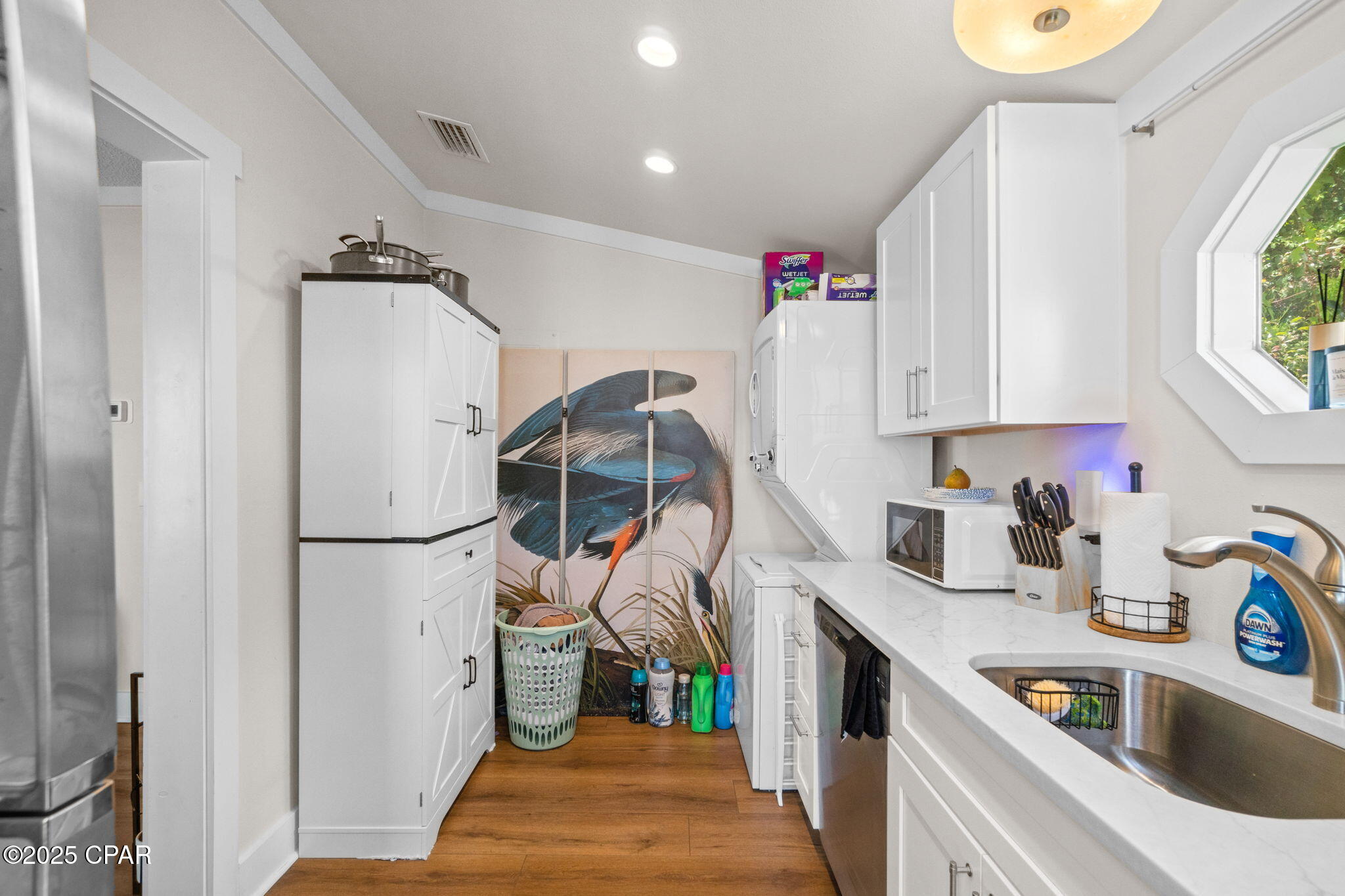 Listing photo id 48 for 59 Ave D  