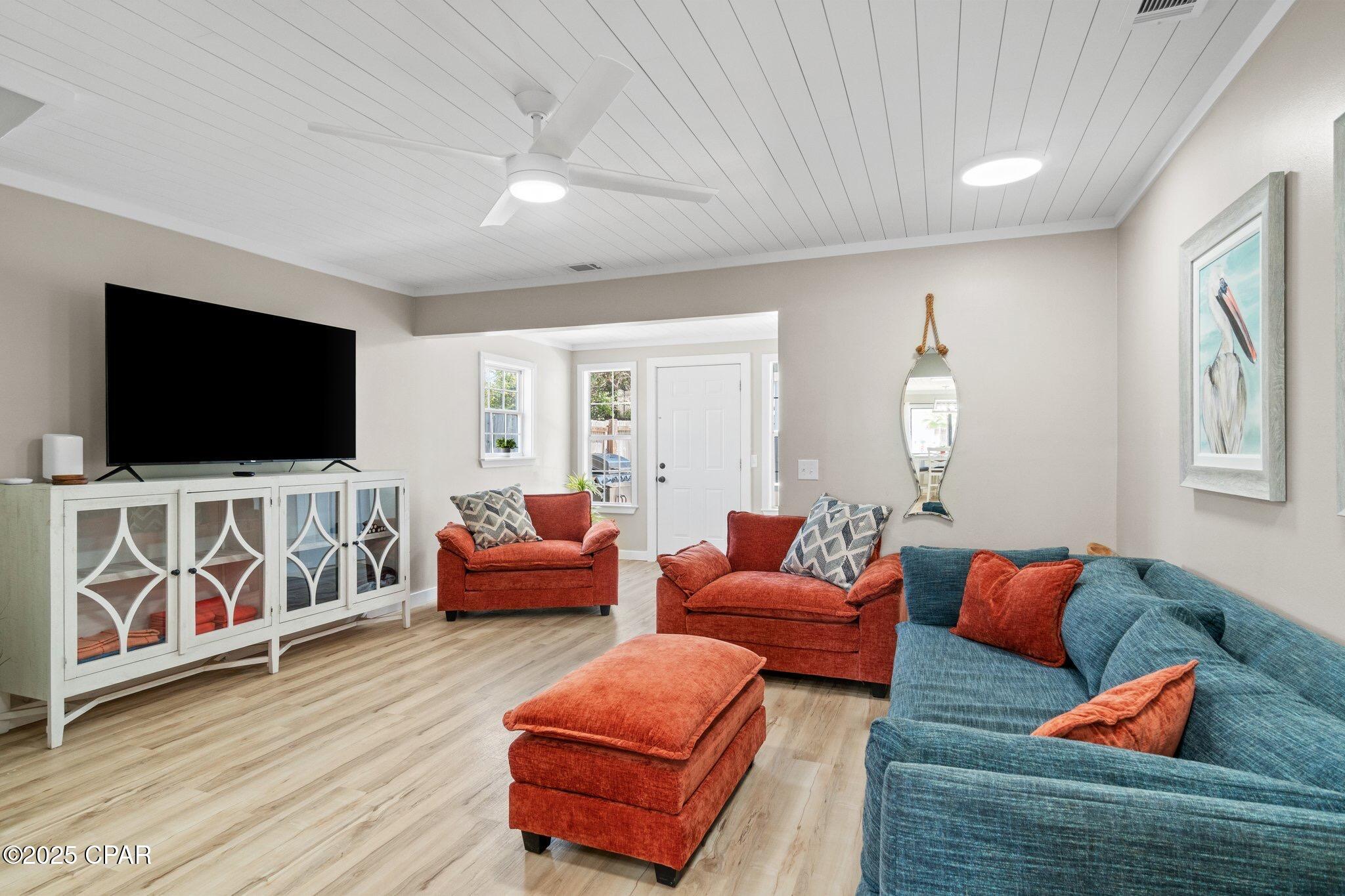 Image 15 For 6304 Thomas Drive U7