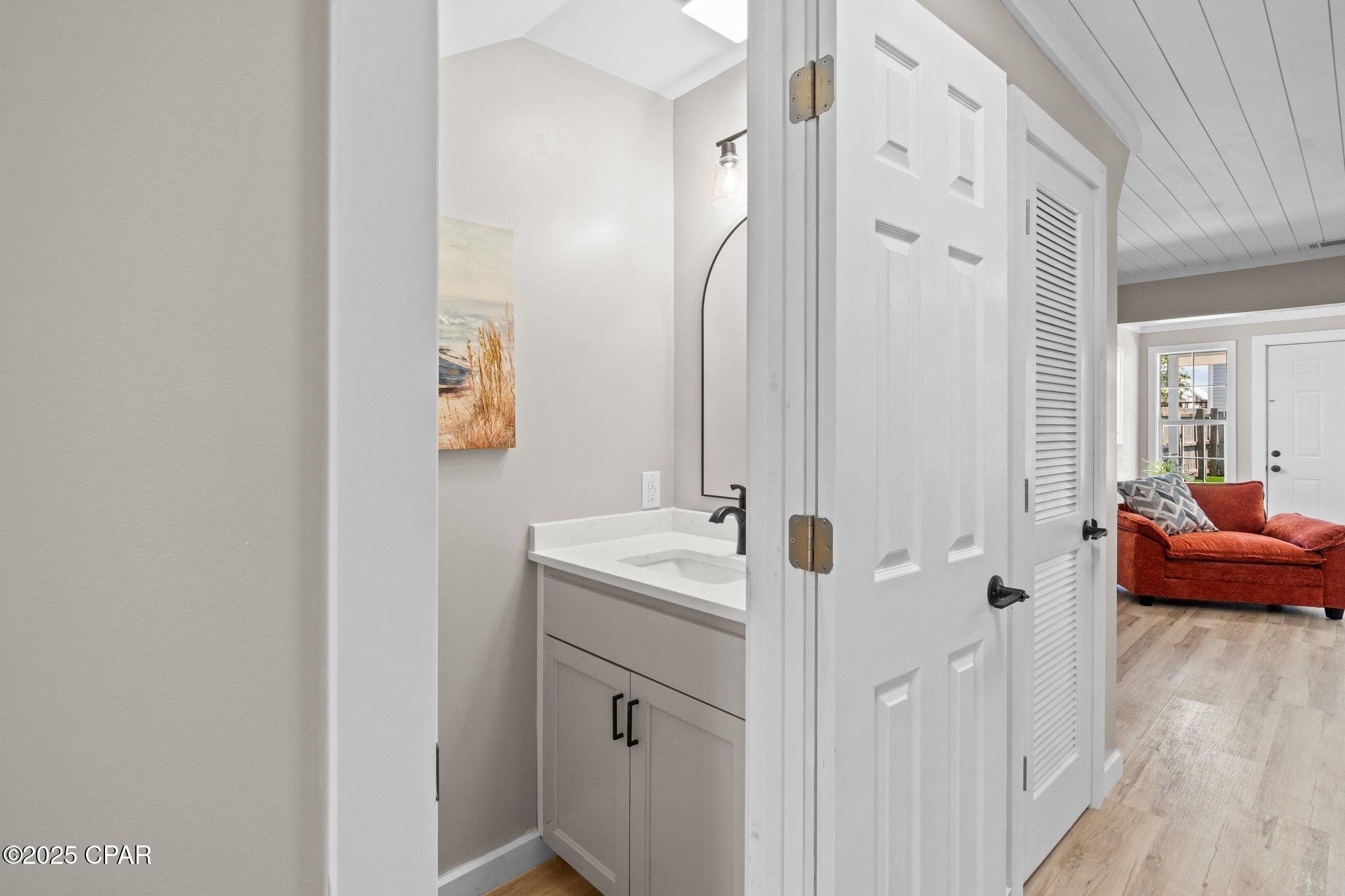 Image 20 For 6304 Thomas Drive U7