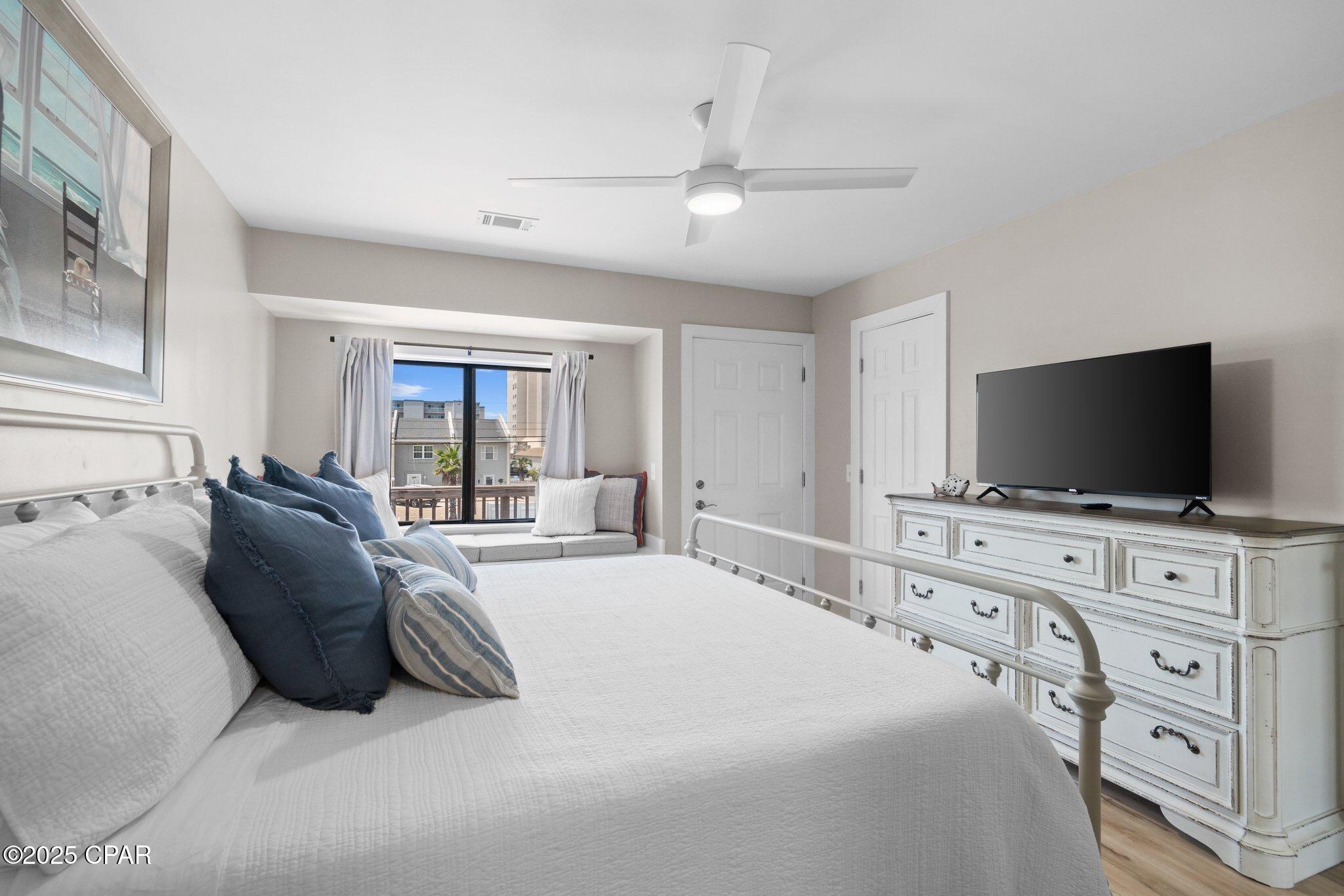 Image 30 For 6304 Thomas Drive U7