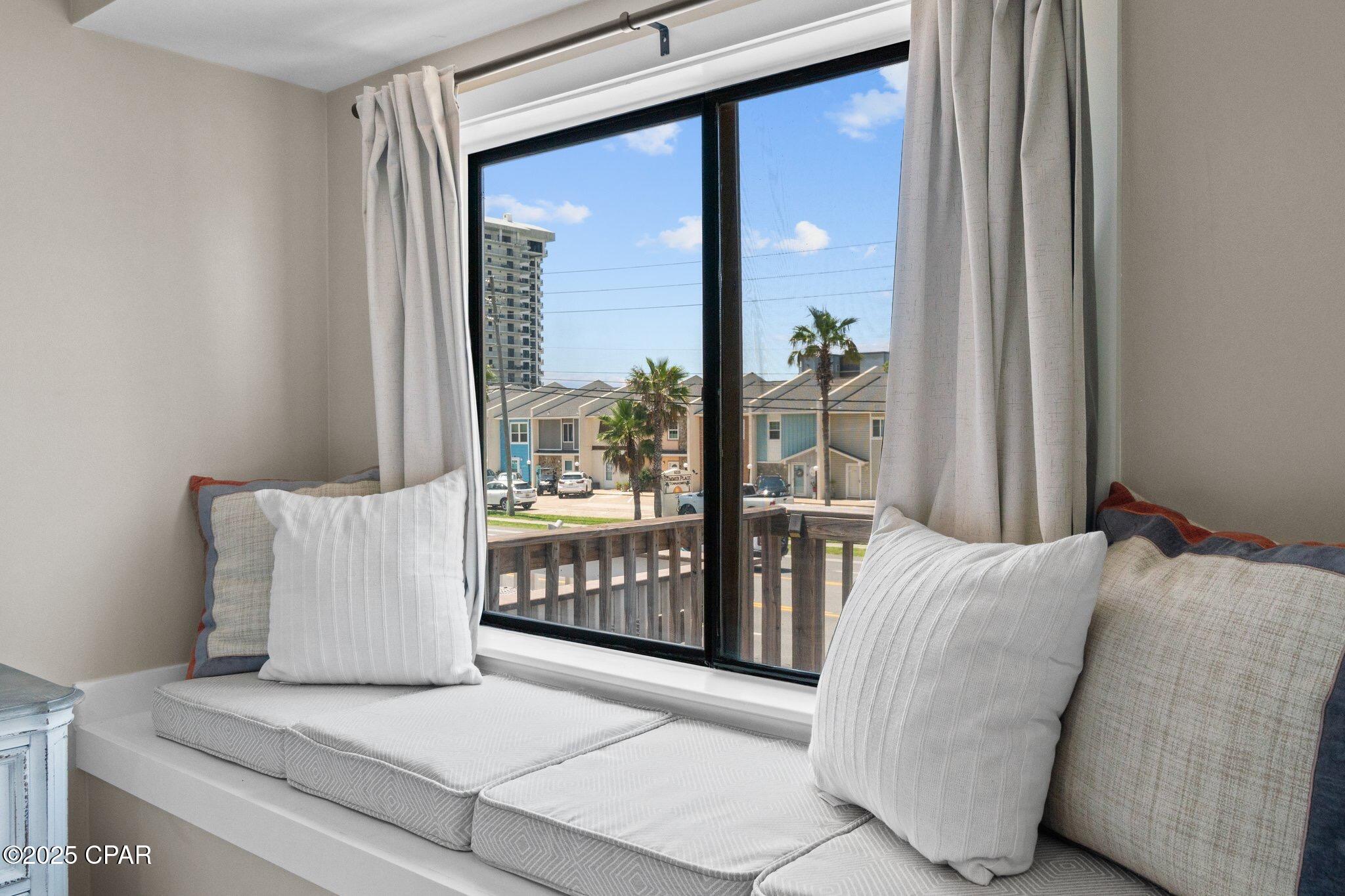 Image 32 For 6304 Thomas Drive U7