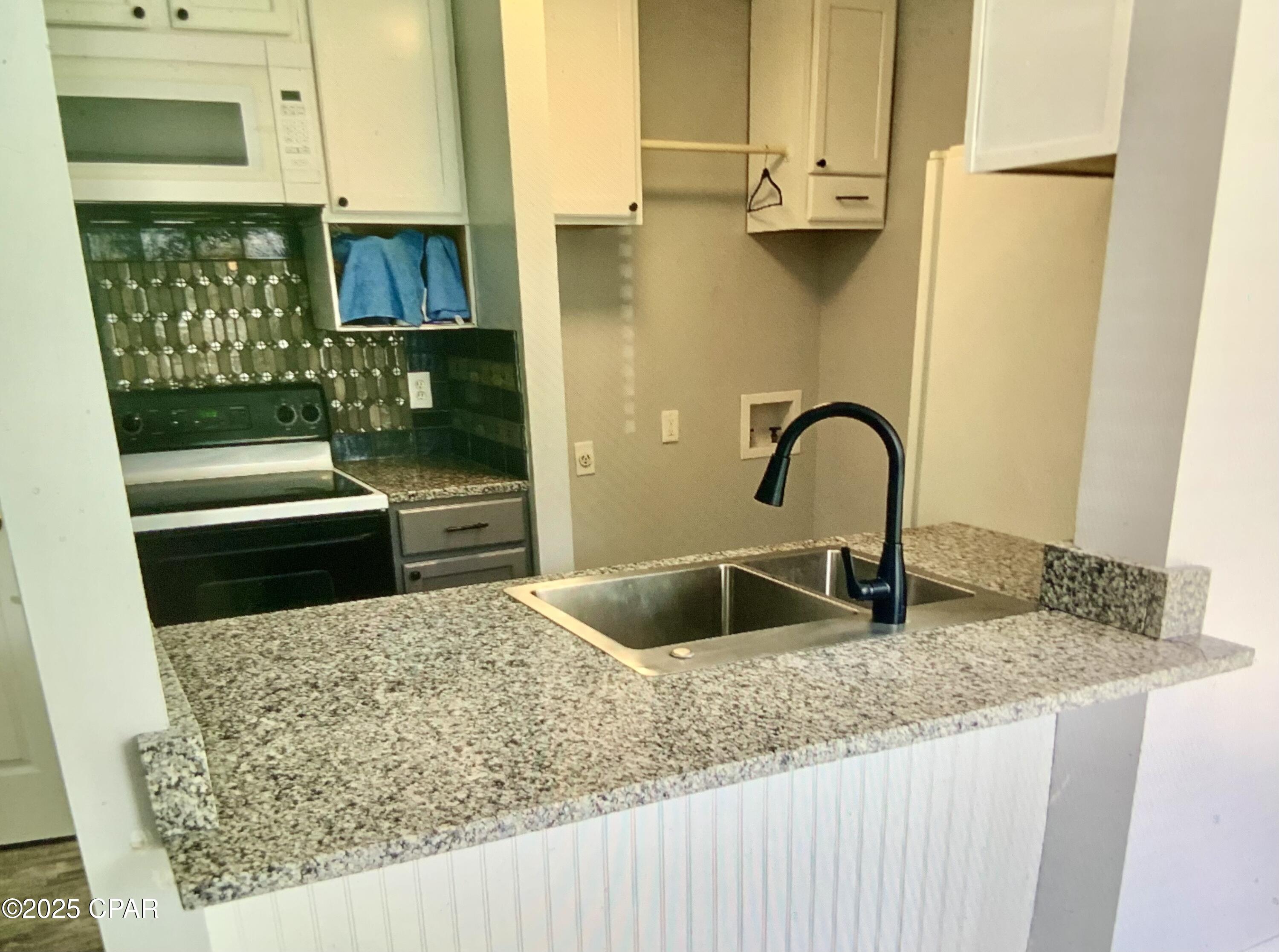 Image 4 For 1111 Fortune  A