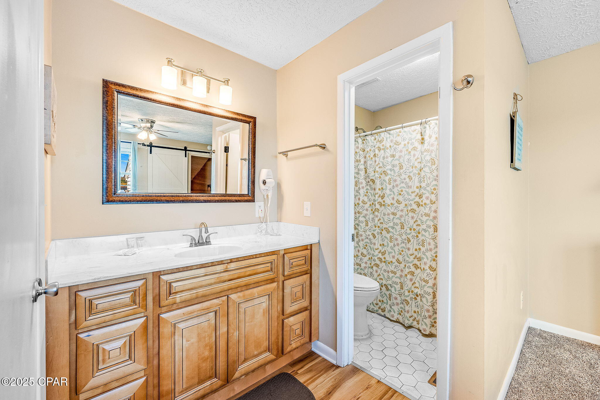 Image 18 For 301 Lullwater Drive 417