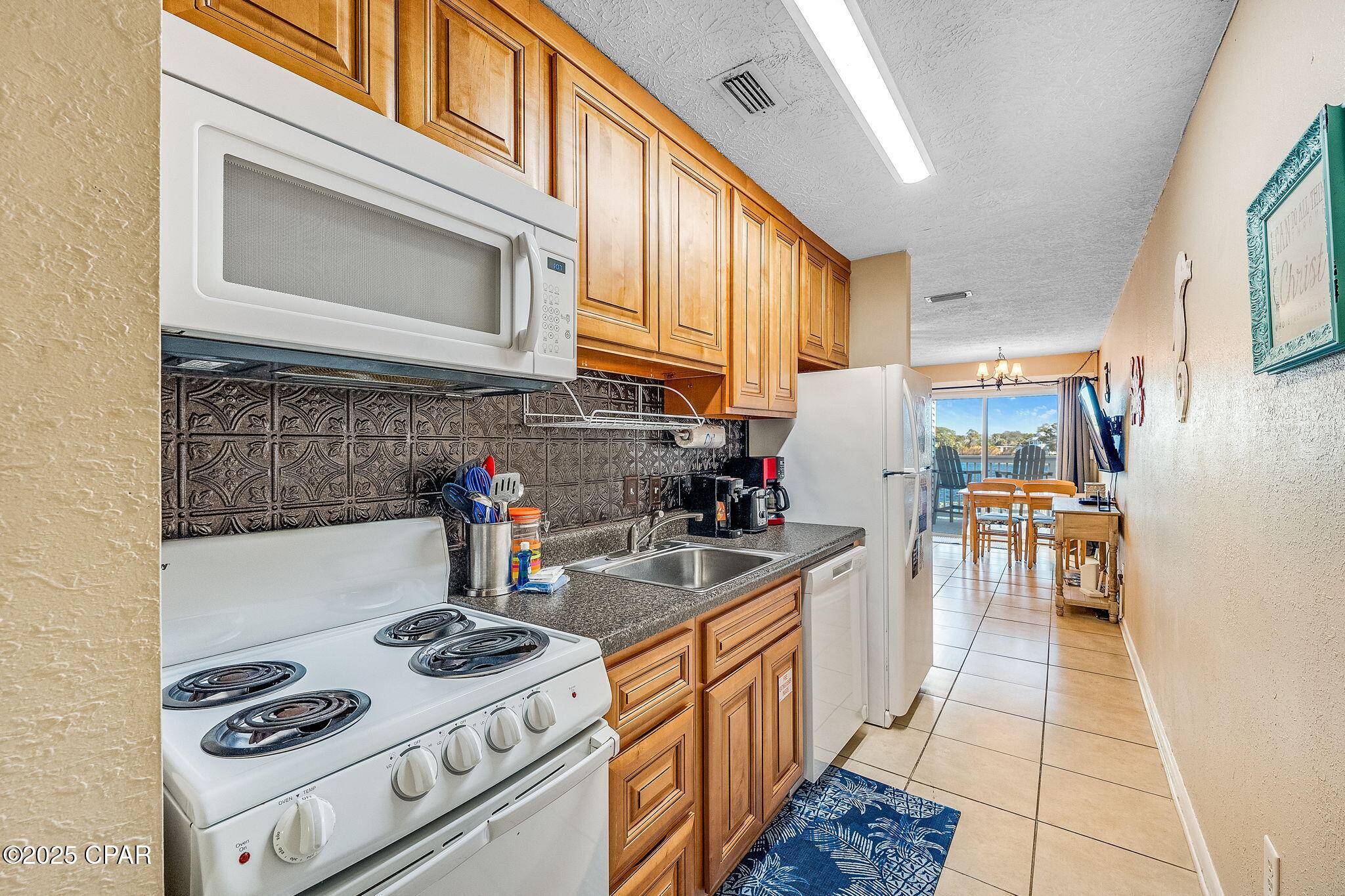 Image 5 For 301 Lullwater Drive 417