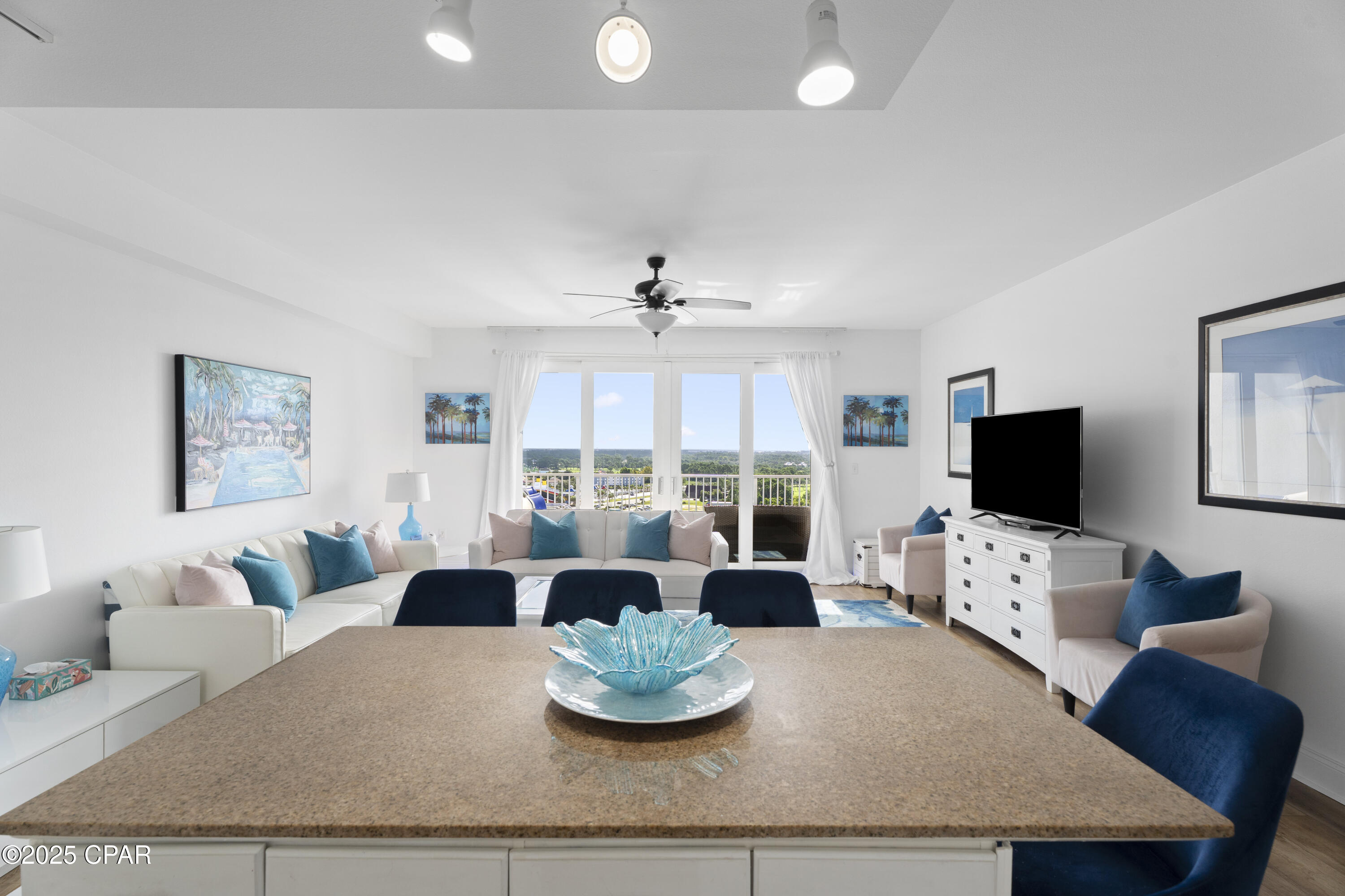 Image 15 For 9902 Thomas Drive 1437