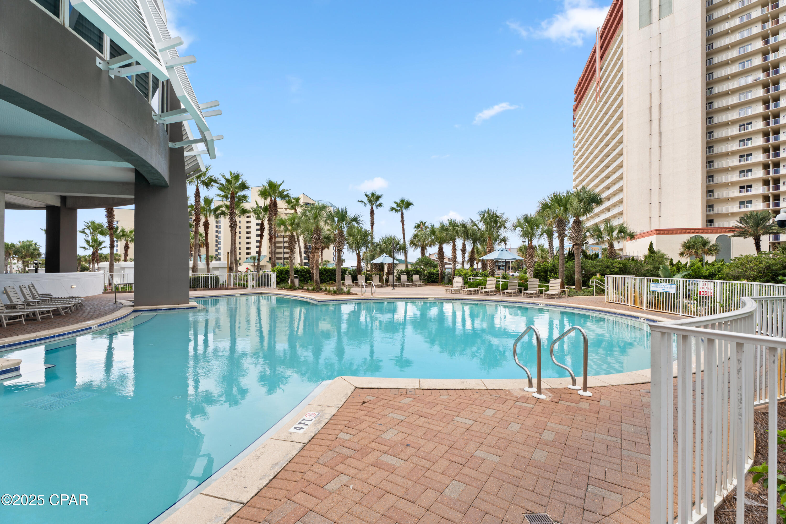 Image 26 For 9902 Thomas Drive 1437