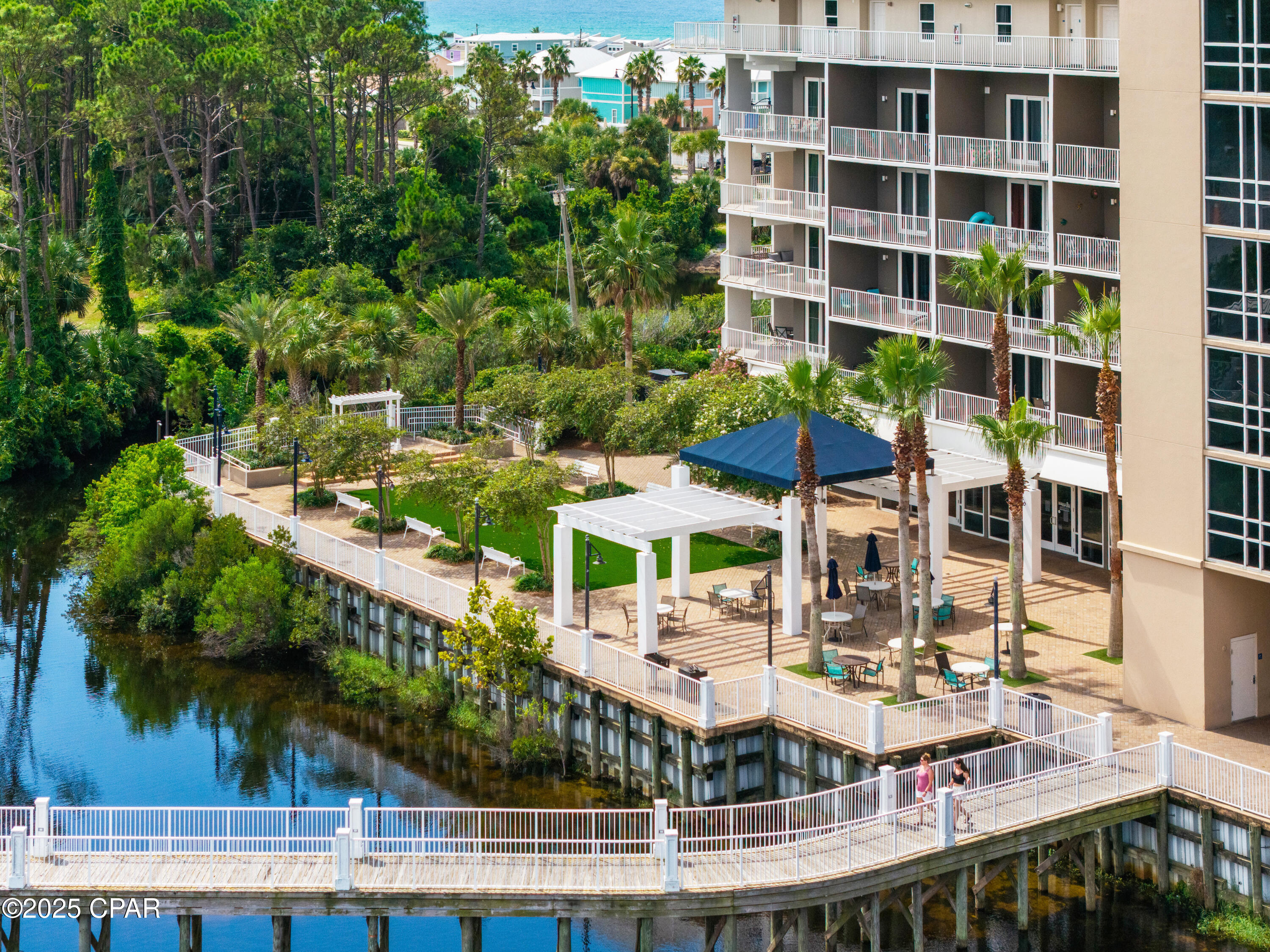 Image 27 For 9902 Thomas Drive 1437