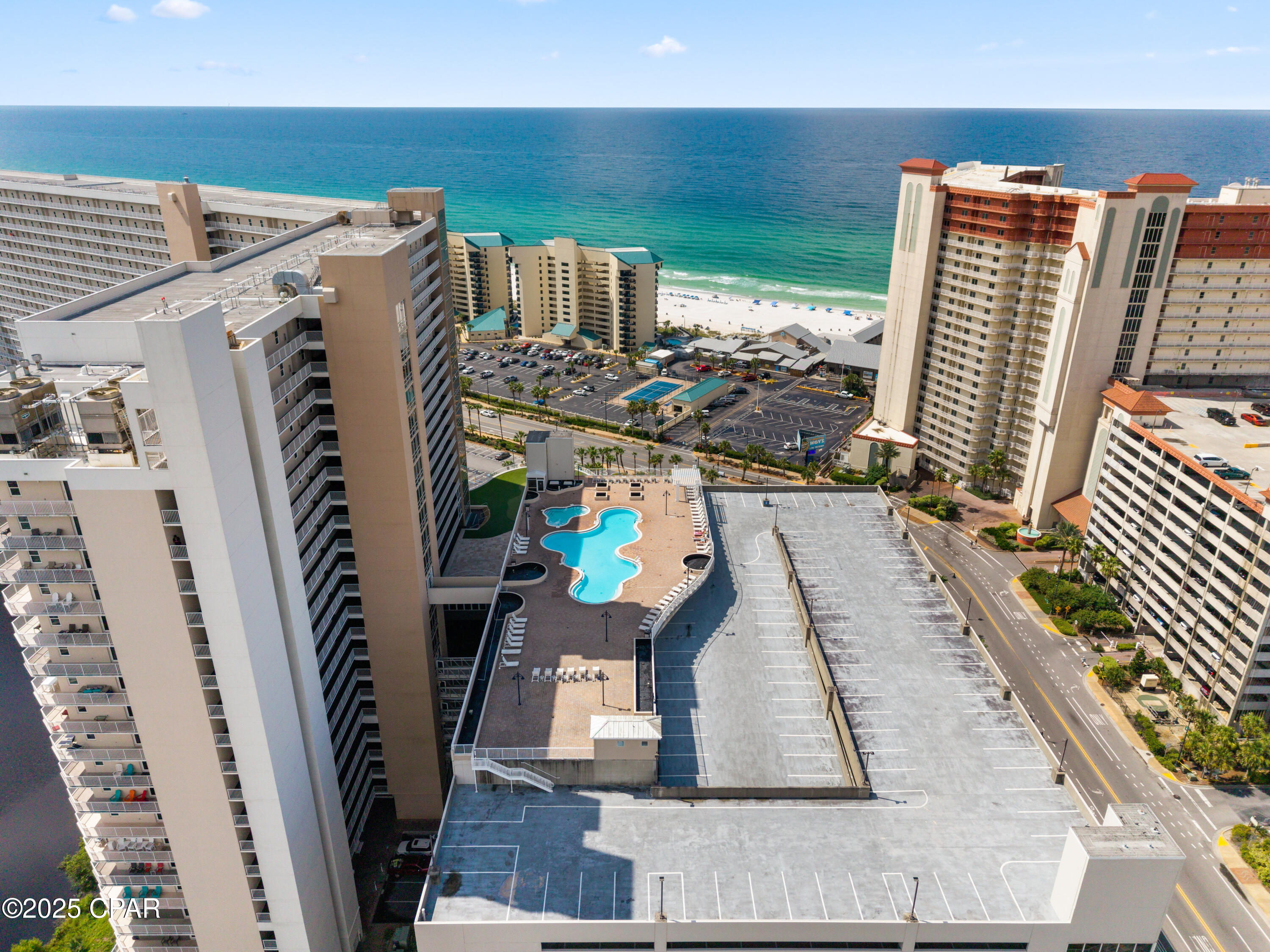 Image 28 For 9902 Thomas Drive 1437