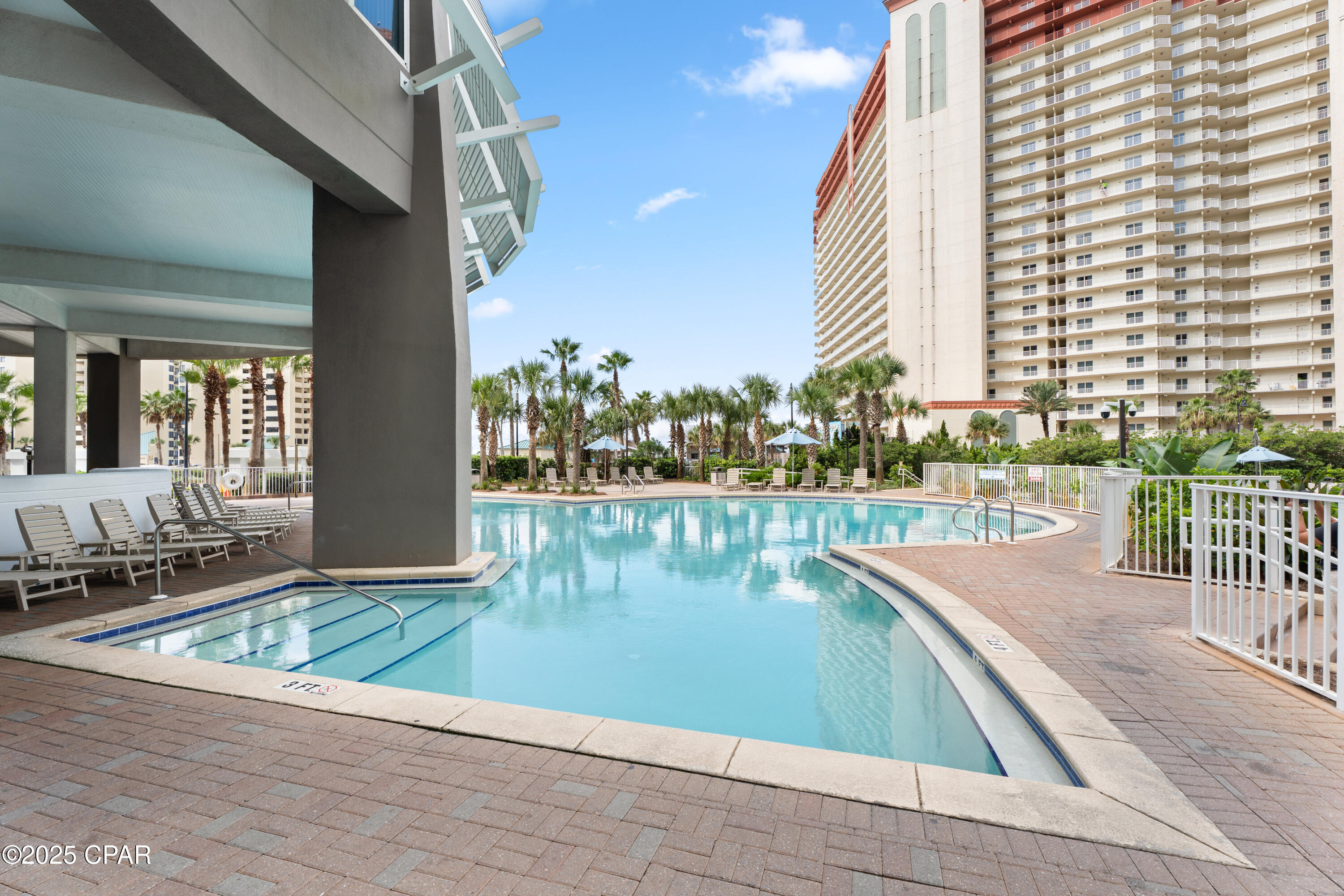 Image 32 For 9902 Thomas Drive 1437