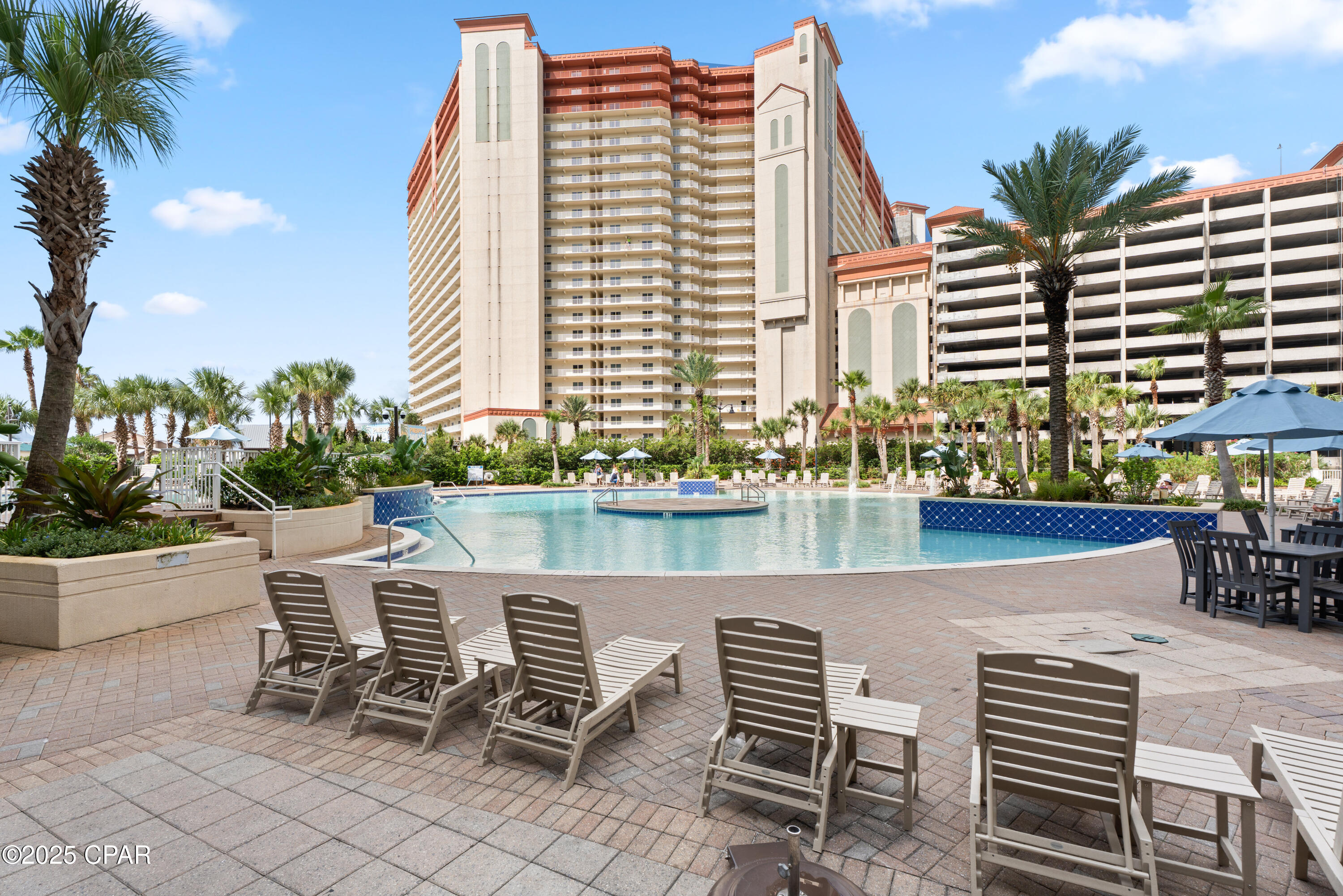 Image 33 For 9902 Thomas Drive 1437