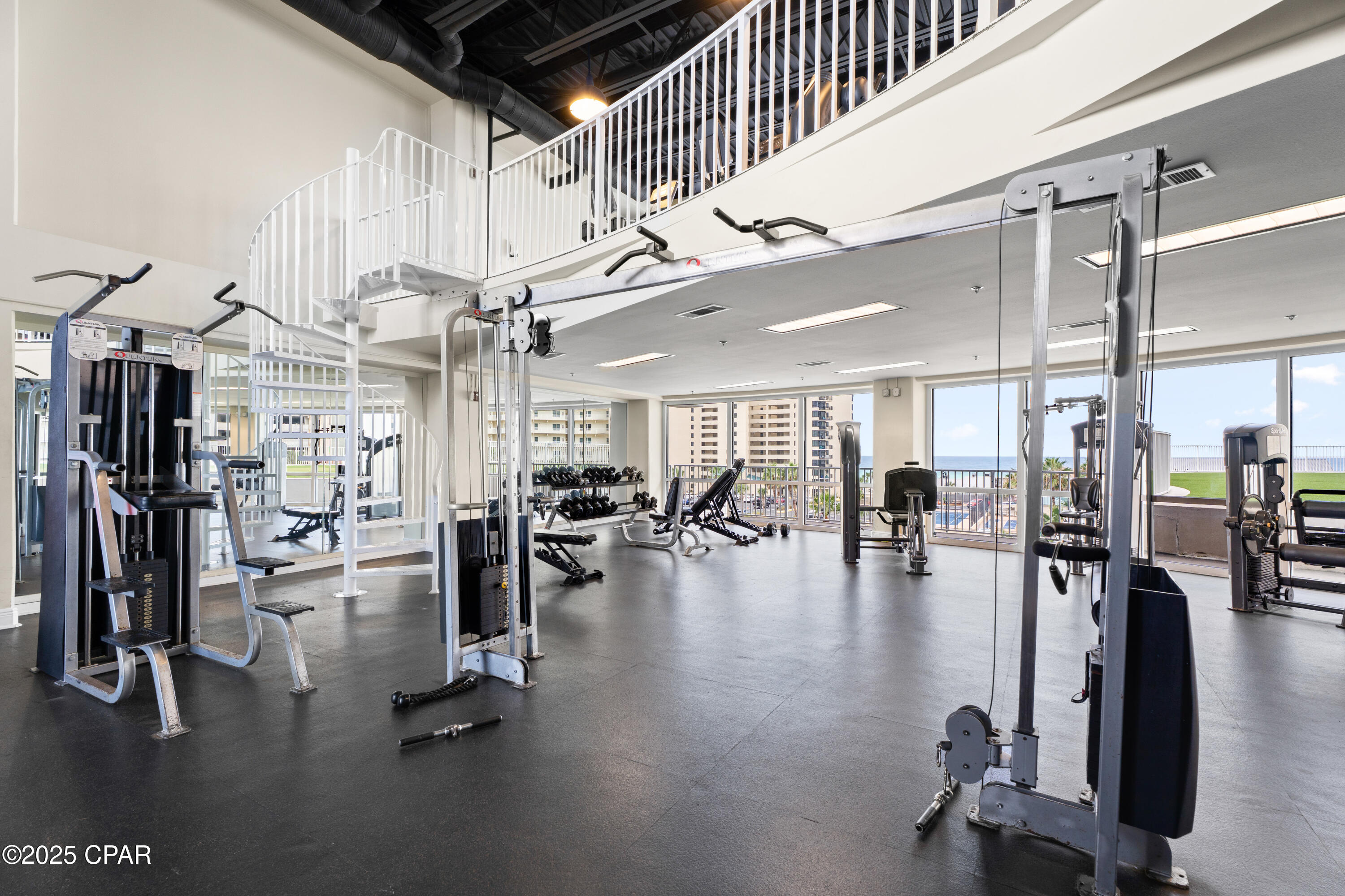 Image 37 For 9902 Thomas Drive 1437