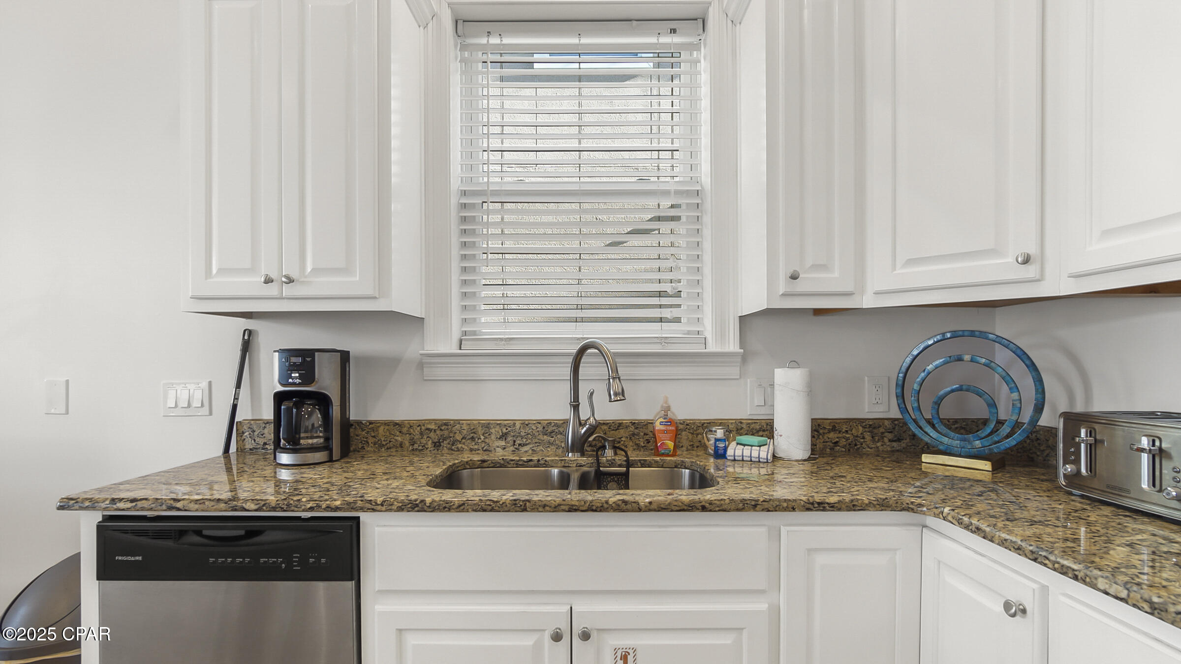 Image 7 For 7822 Thomas Drive