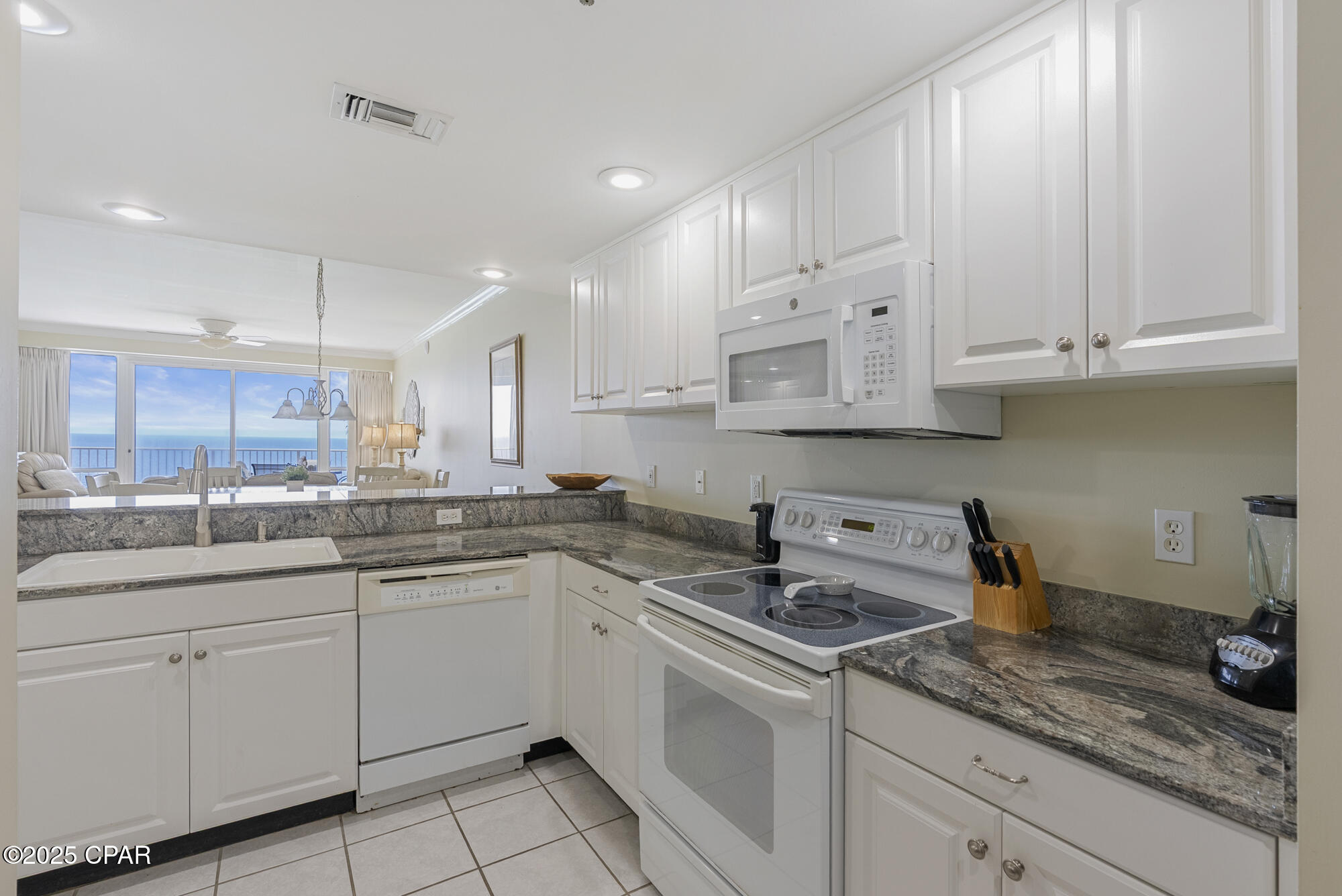 Image 20 For 6415 Thomas Drive 1501