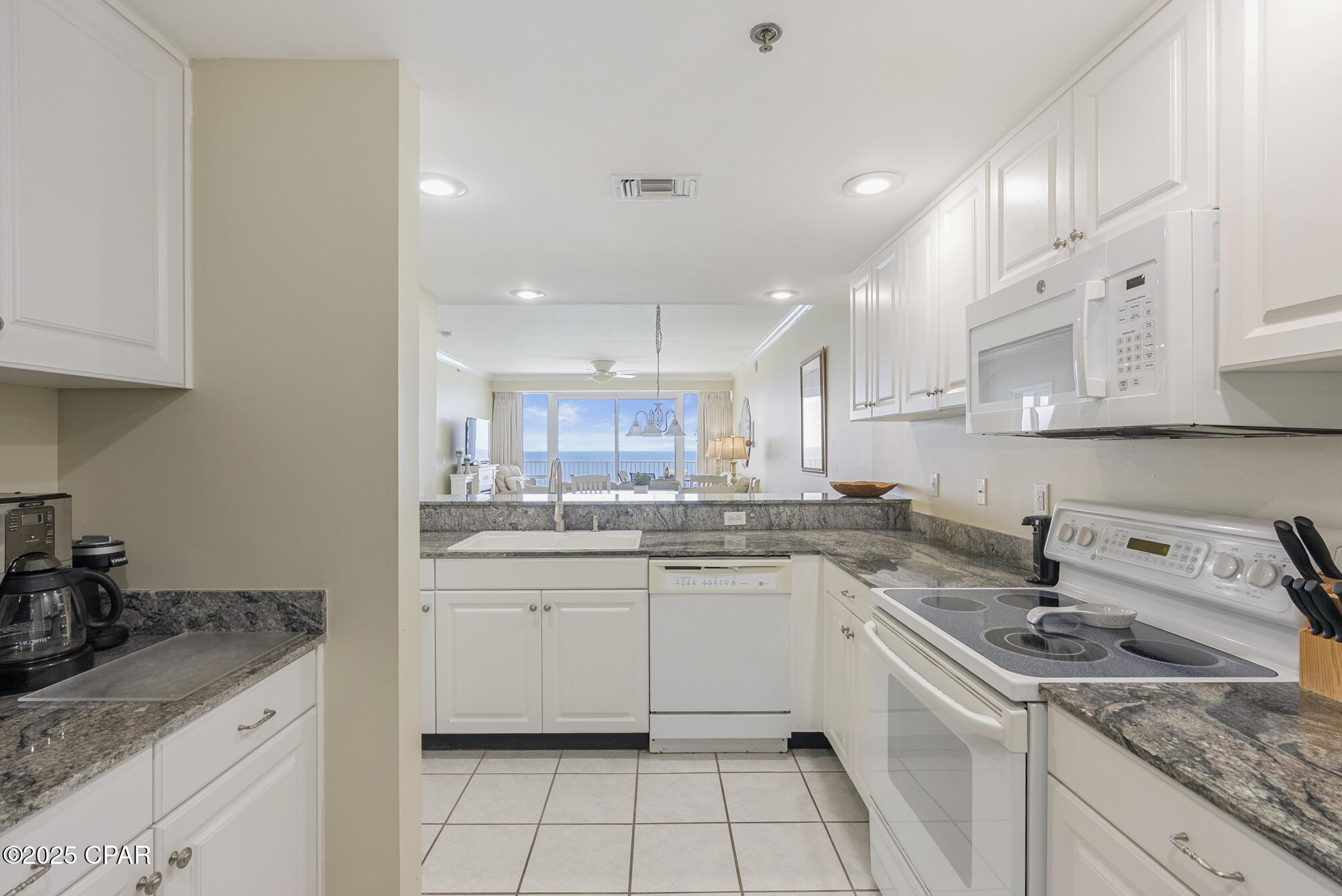 Image 21 For 6415 Thomas Drive 1501