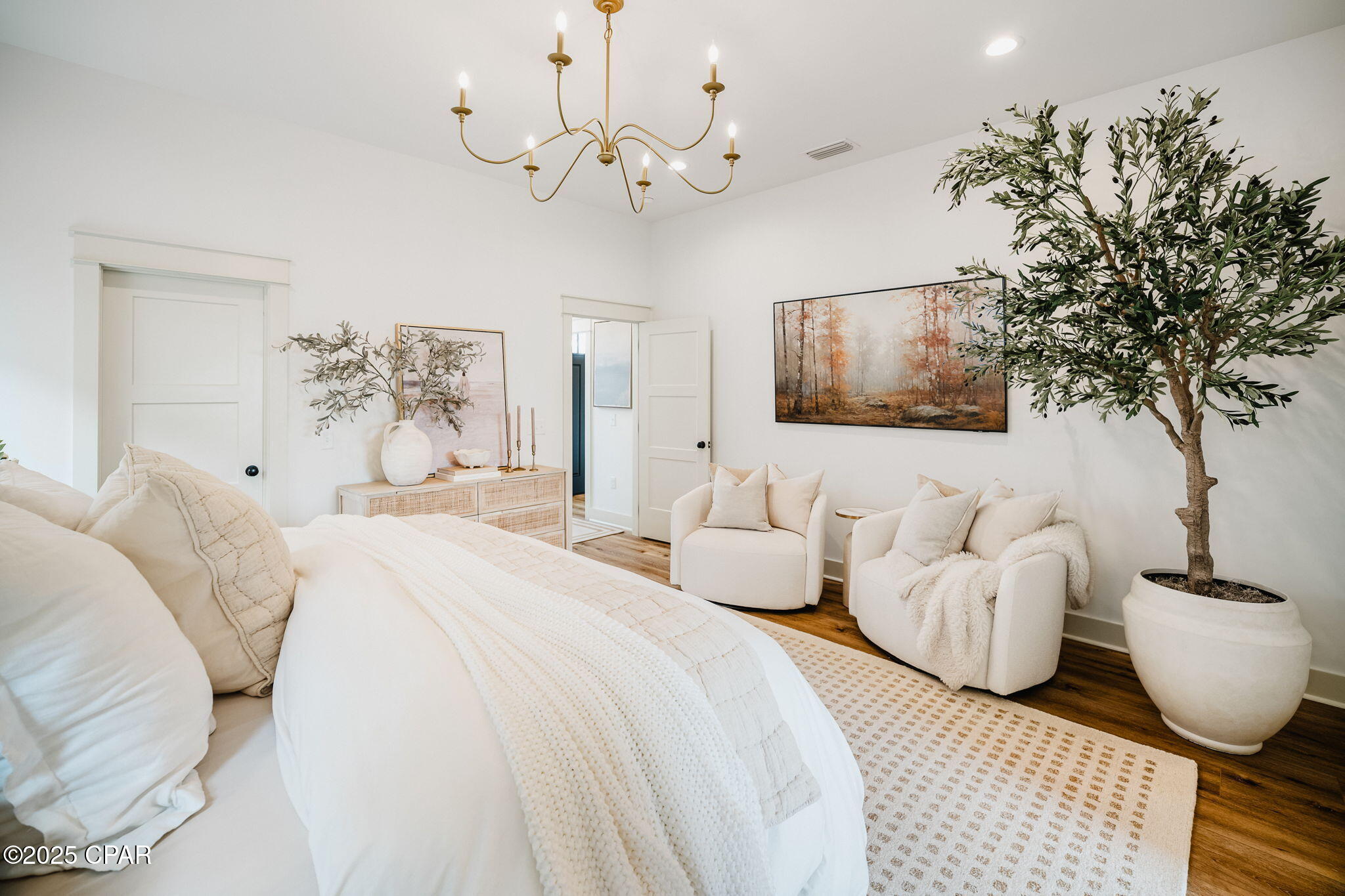 Listing photo id 24 for 322 Cicero Street