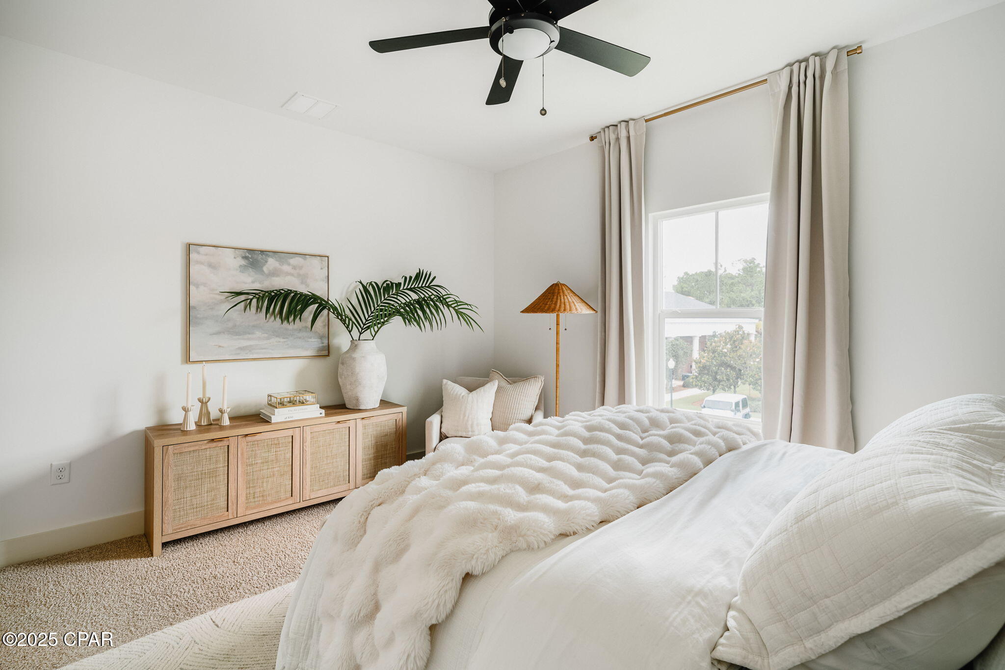 Listing photo id 31 for 322 Cicero Street