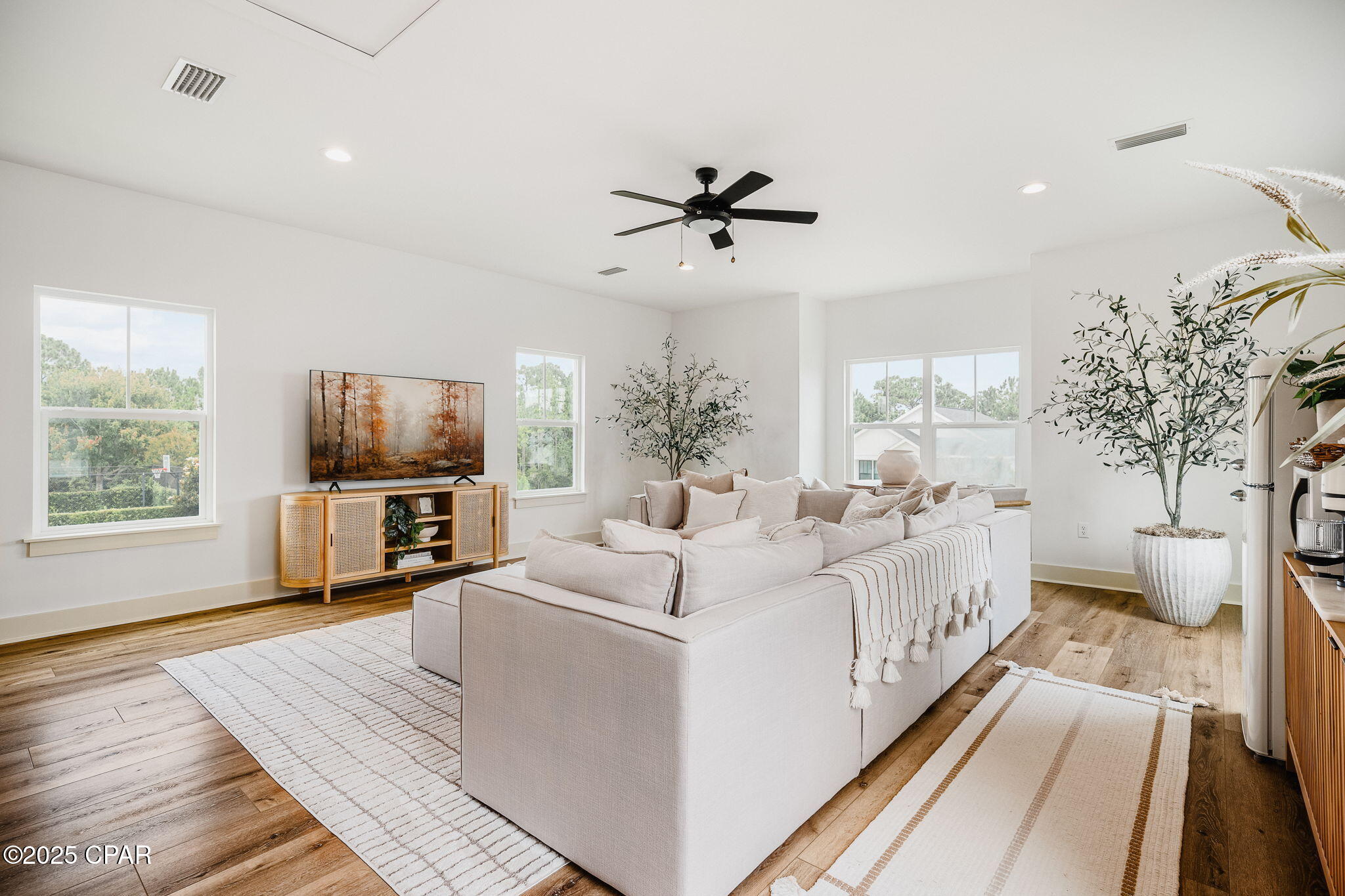 Image 53 For 322 Cicero Street