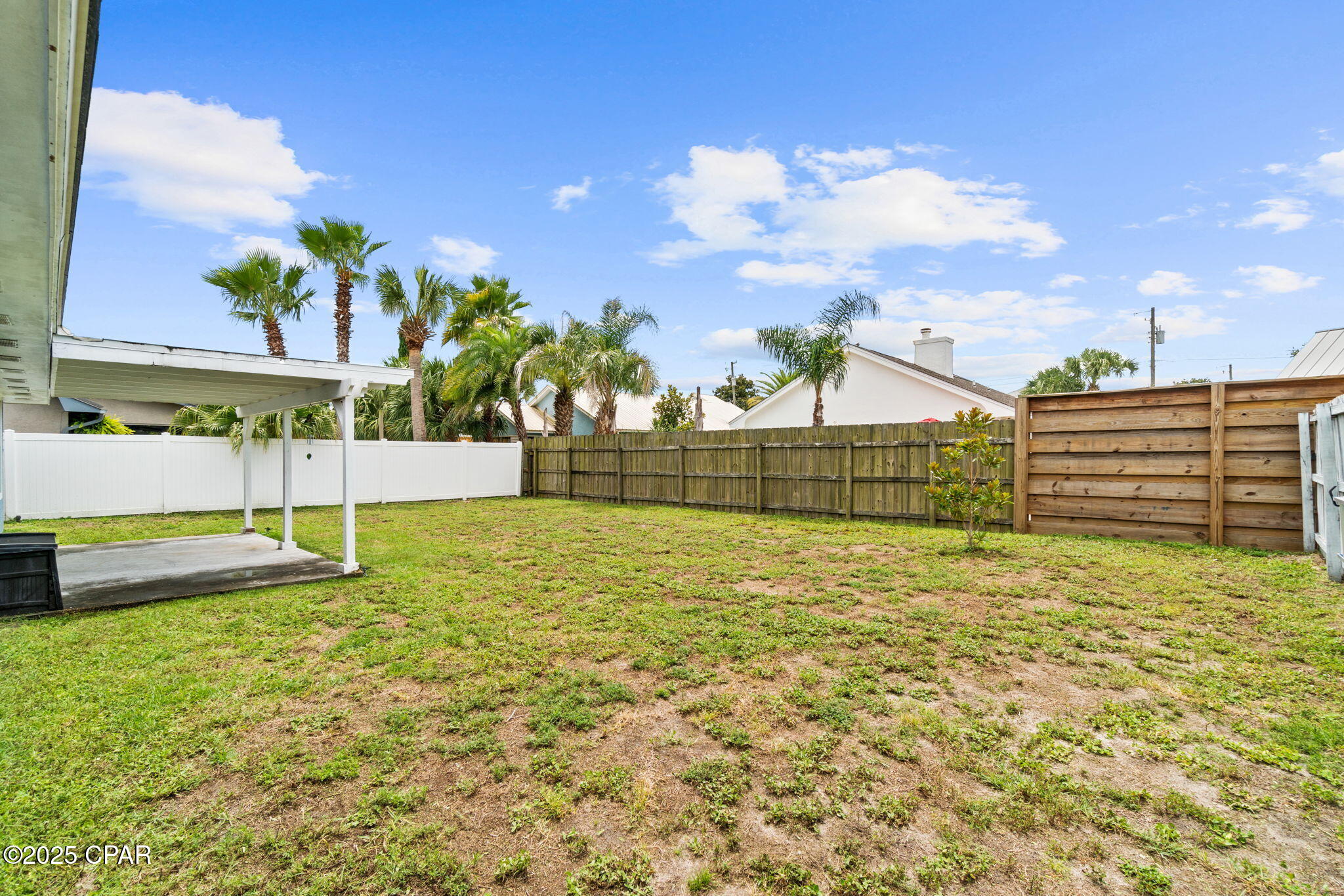 Image 24 For 121 Sea Oats Drive