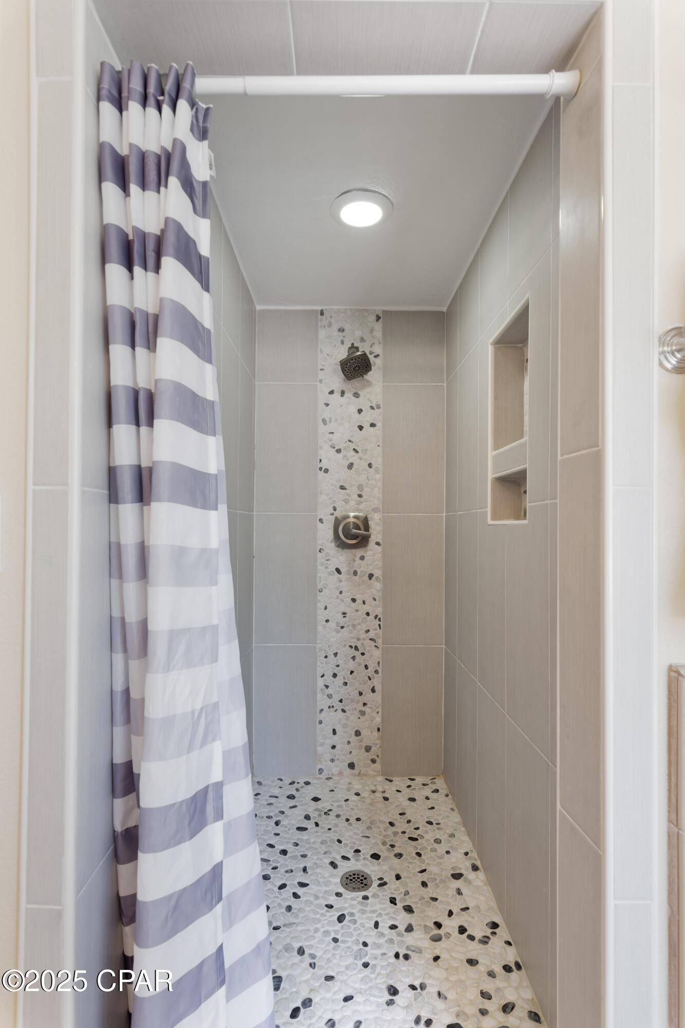 Image 24 For 506 Anemone Street