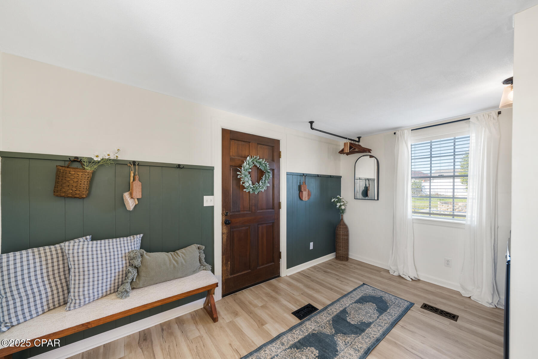 Image 27 For 632 Mount Holyoke Street