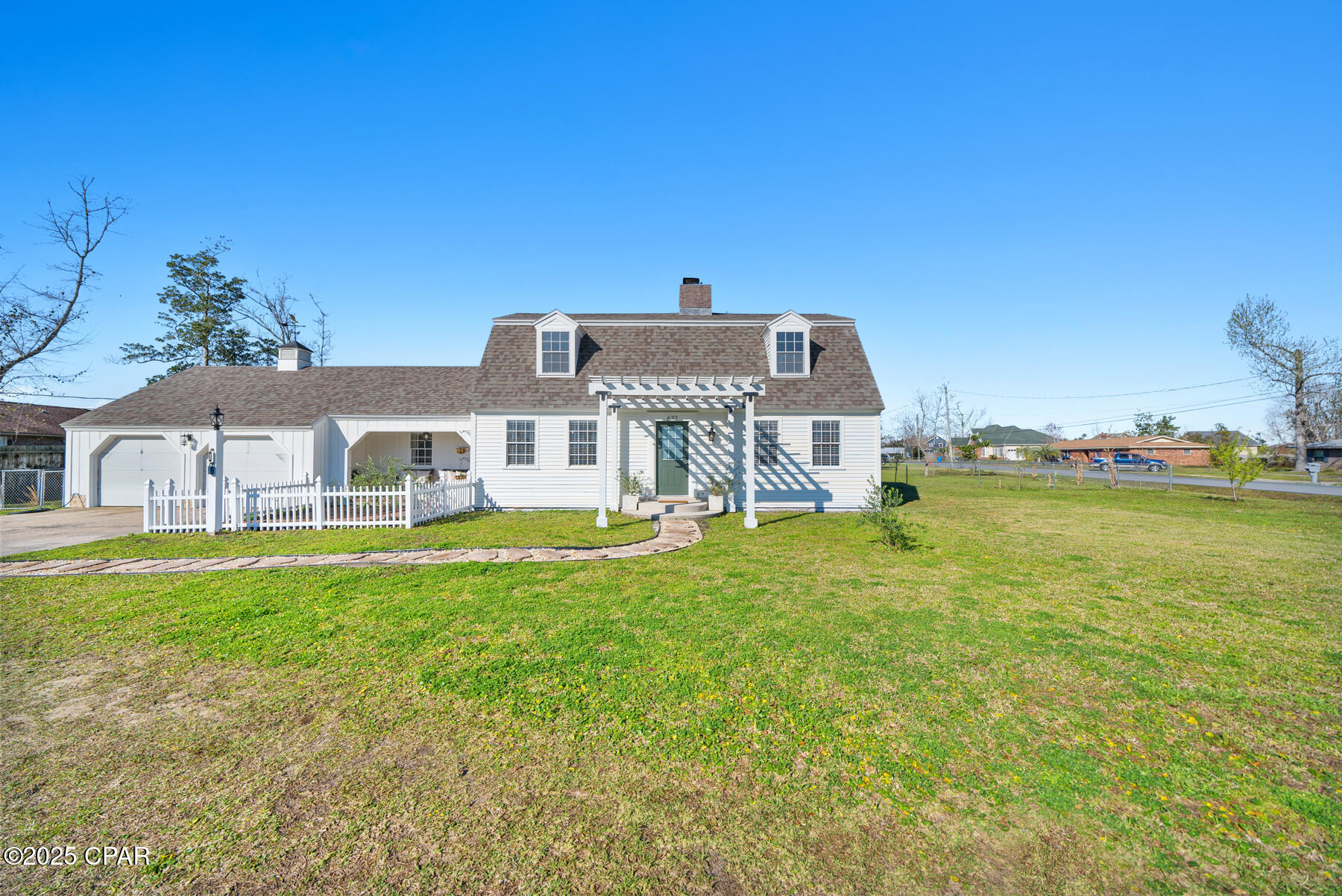 Image 33 For 632 Mount Holyoke Street