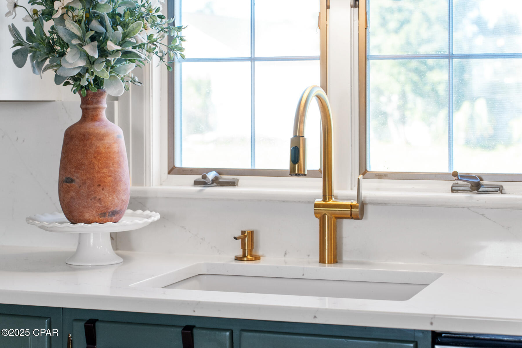 Image 52 For 632 Mount Holyoke Street