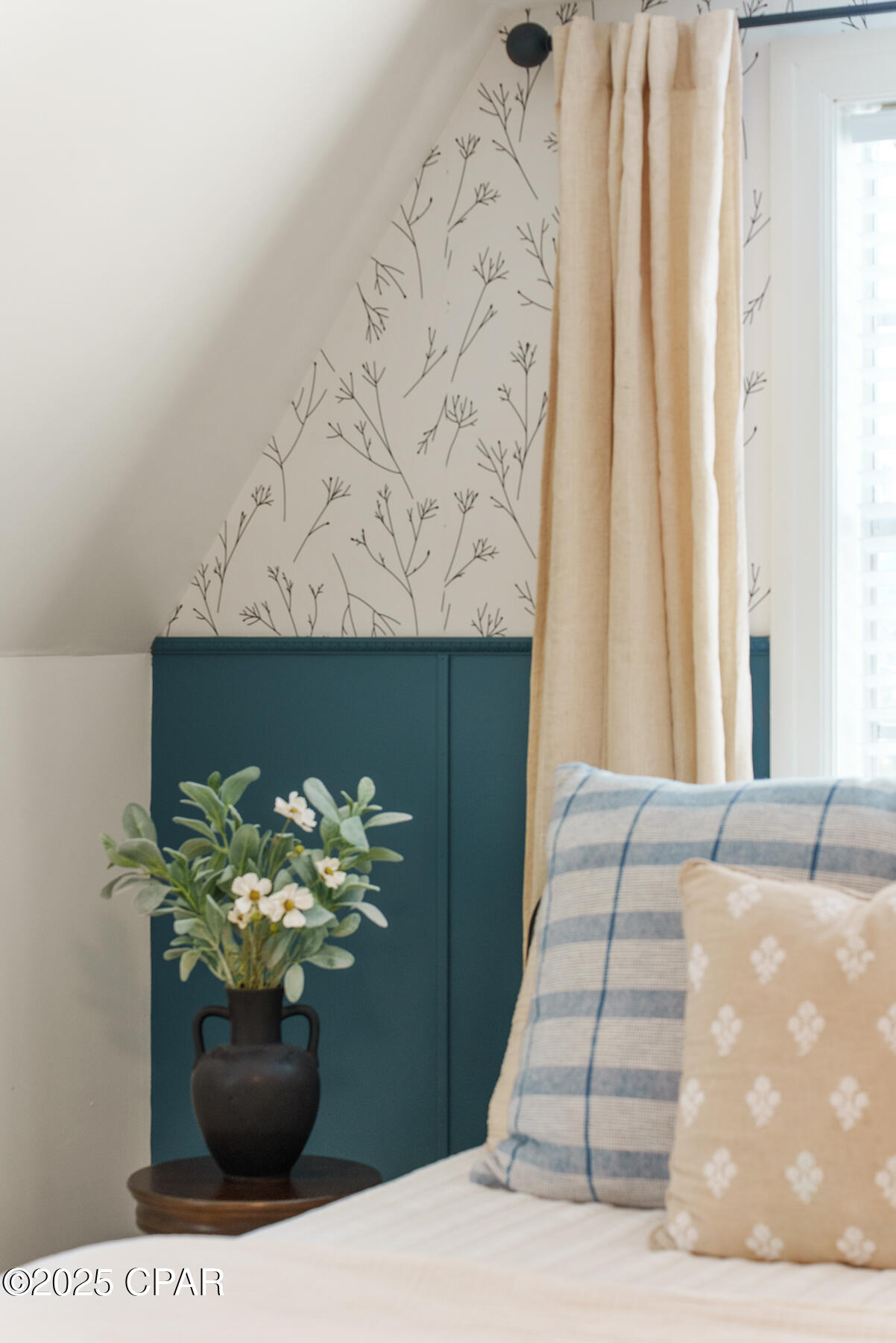 Image 76 For 632 Mount Holyoke Street