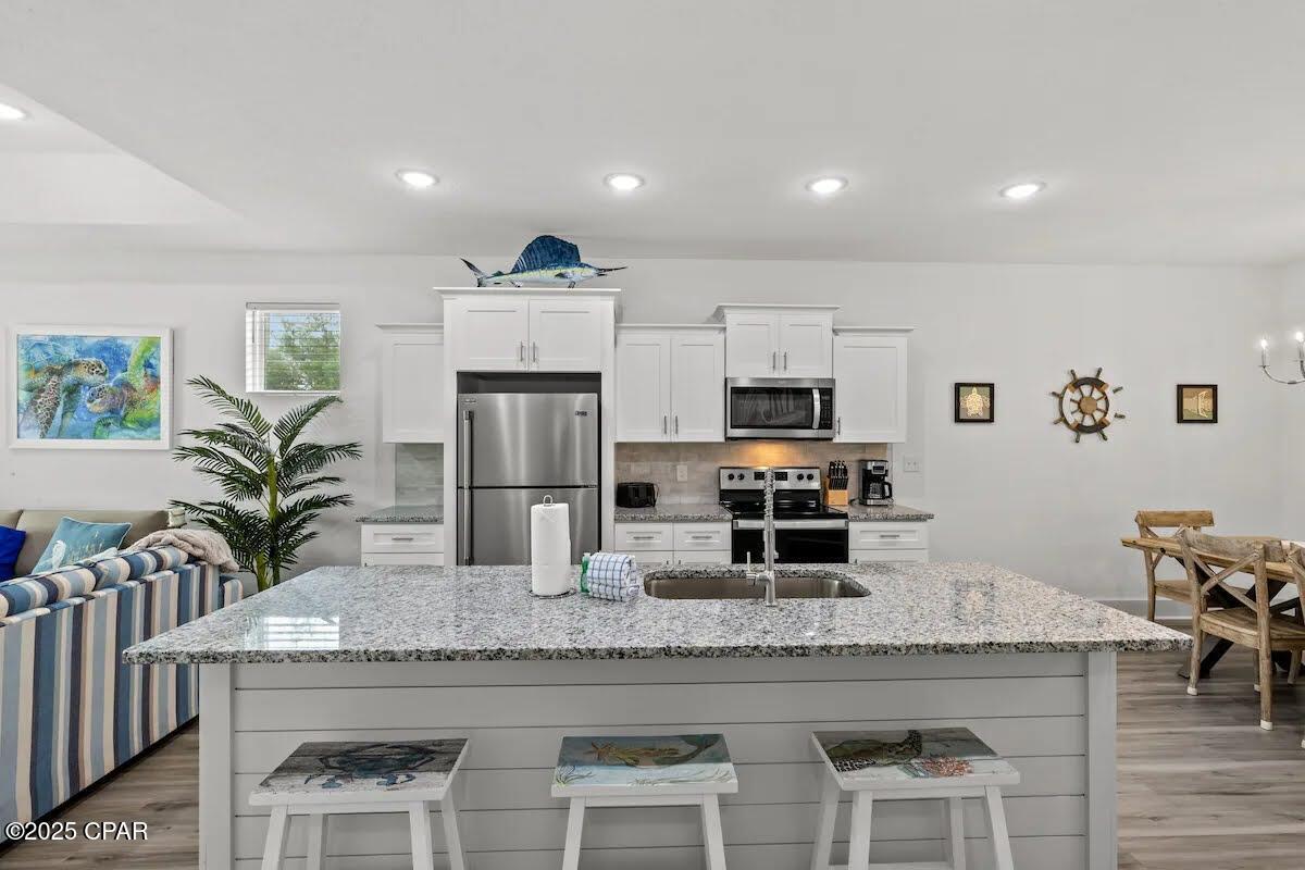 Image 10 For 21400 Marlin Avenue