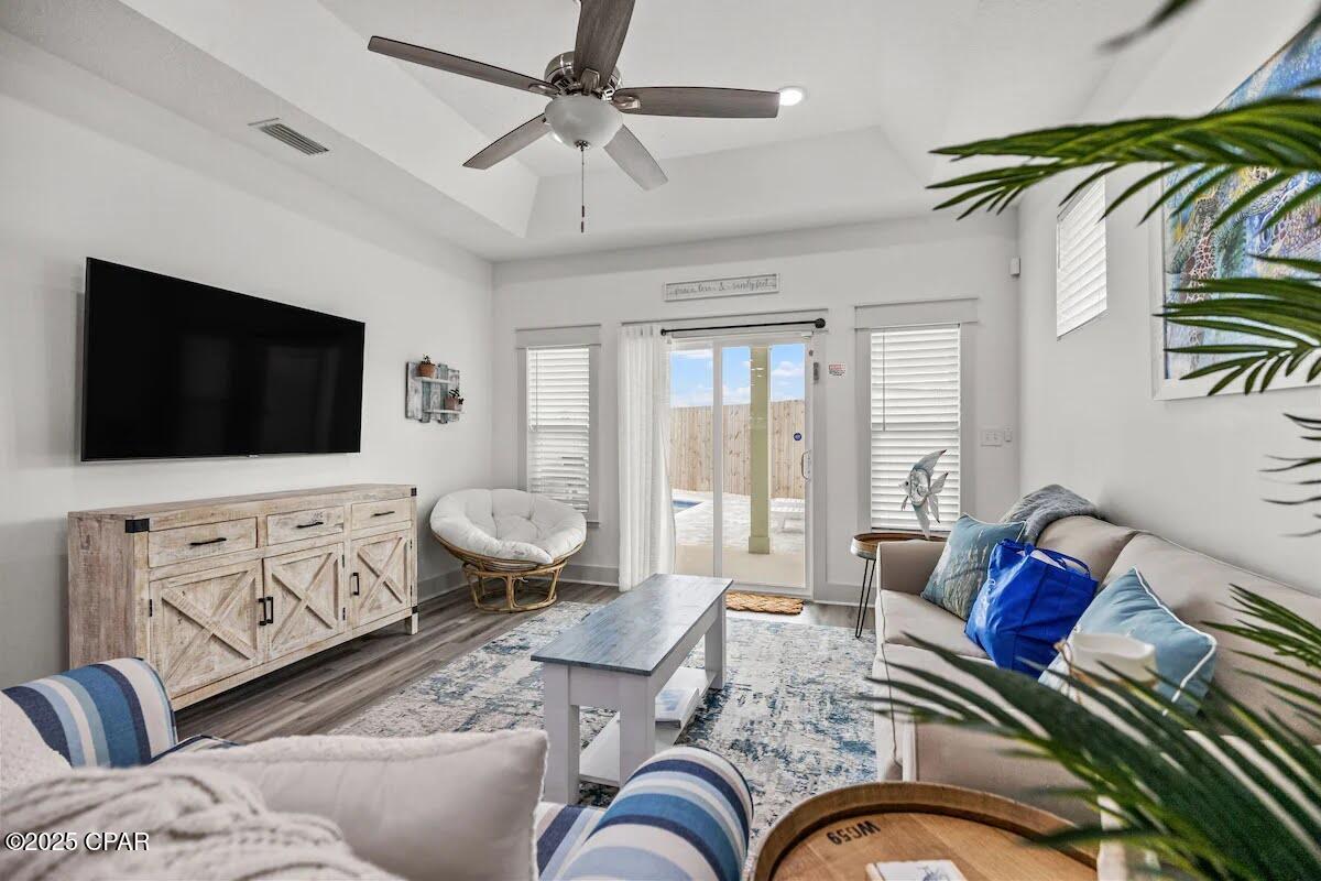 Image 5 For 21400 Marlin Avenue