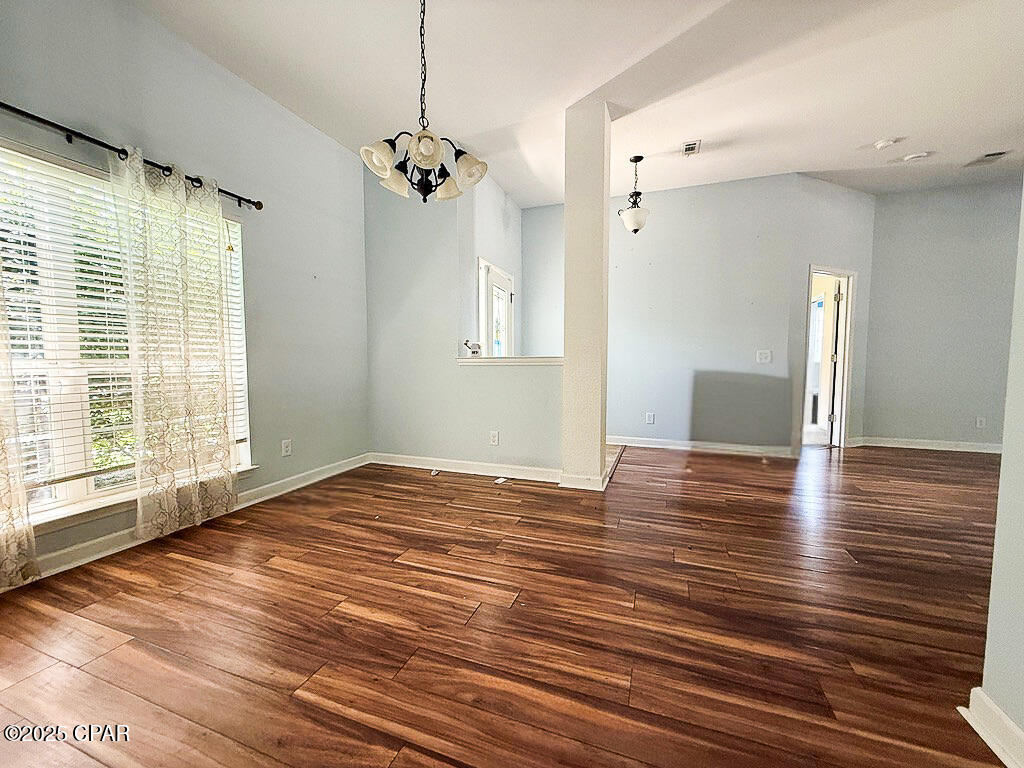 Listing photo id 3 for 11605 Aruba Drive