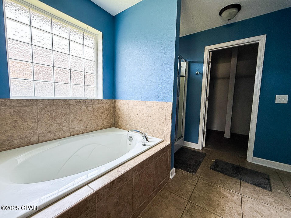 Listing photo id 9 for 11605 Aruba Drive