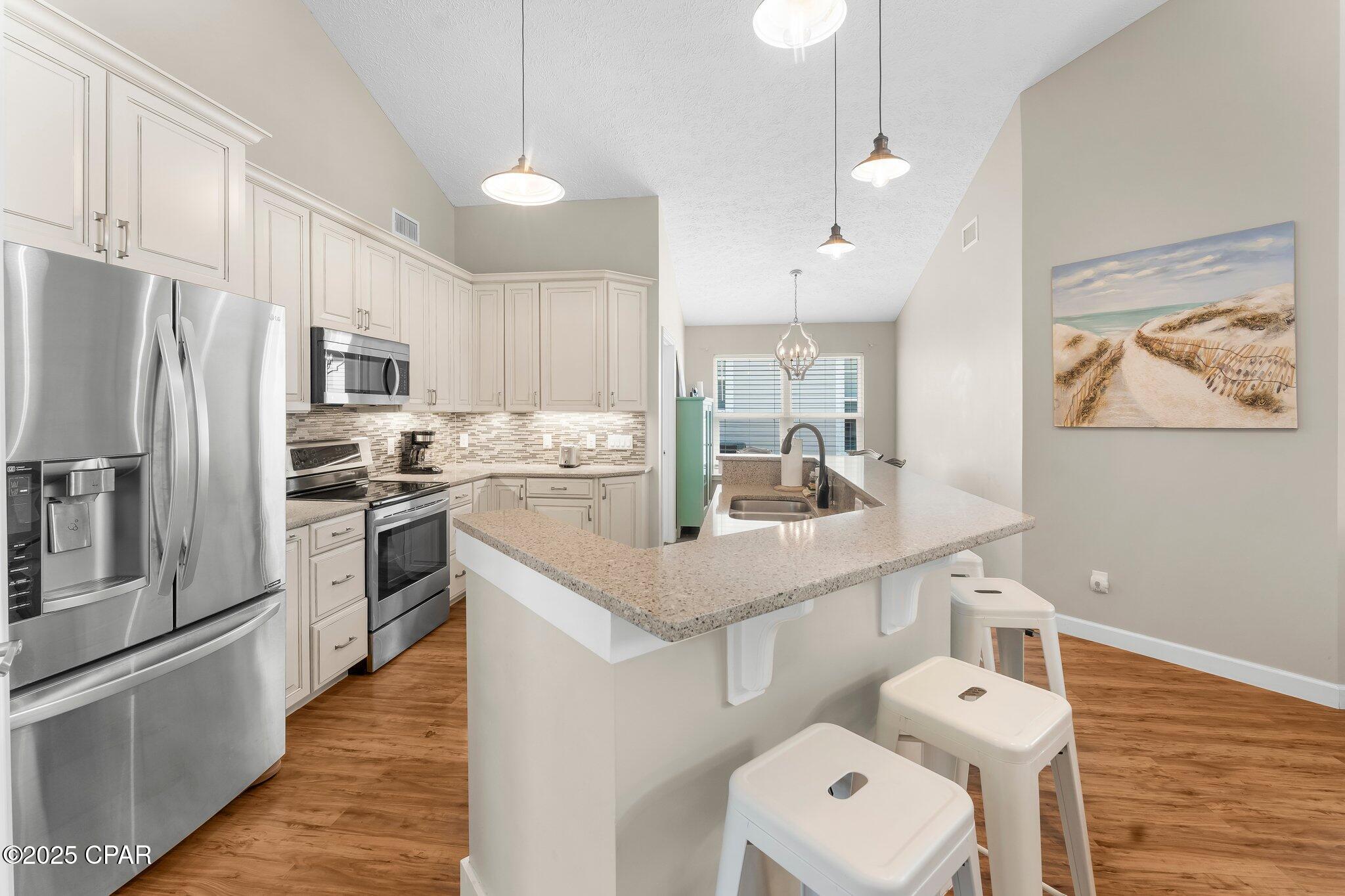 Image 12 For 21408 Palm Avenue