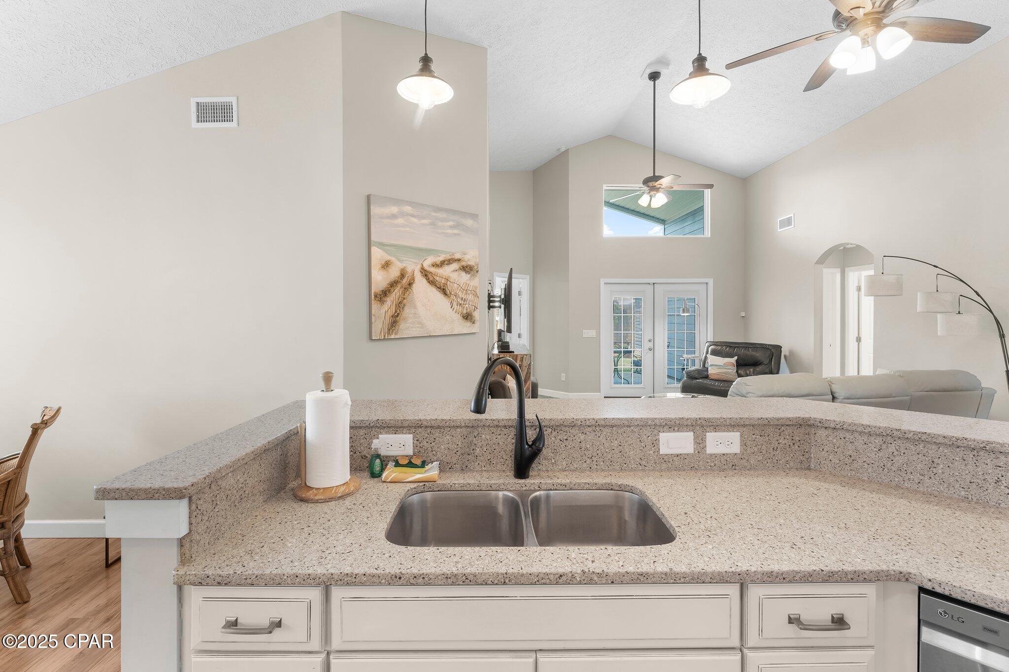 Image 14 For 21408 Palm Avenue