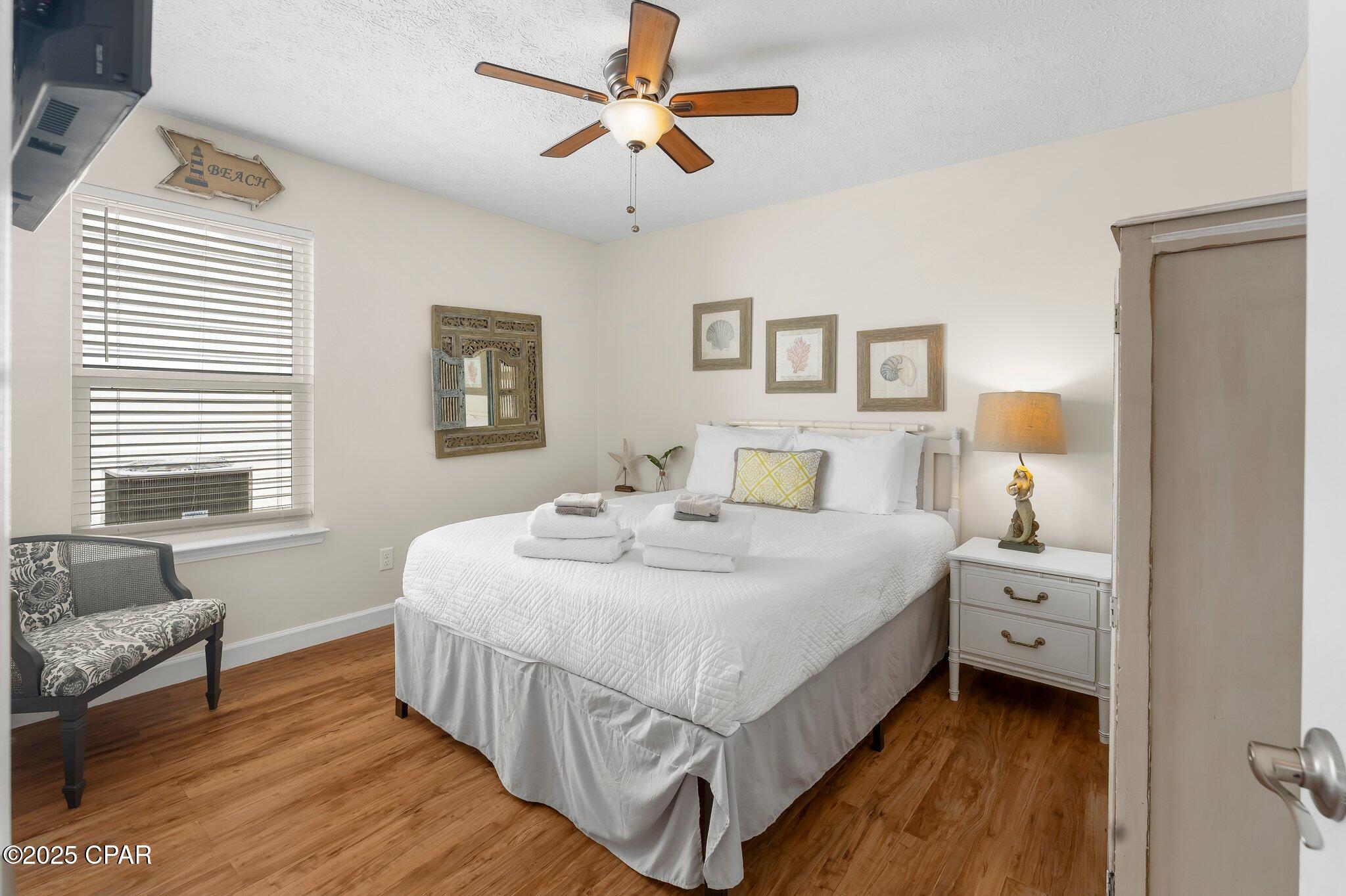 Image 25 For 21408 Palm Avenue